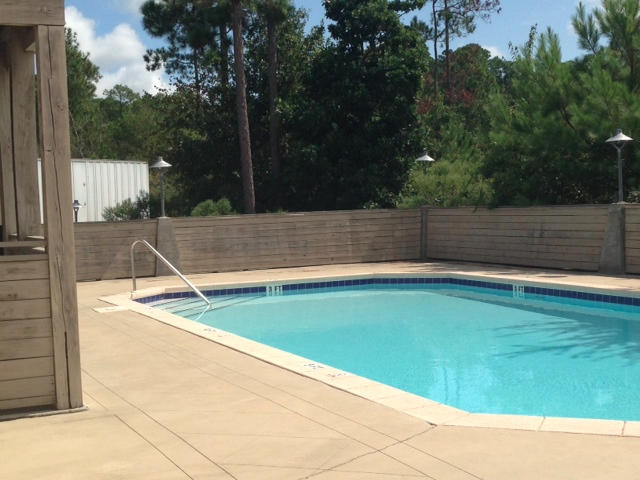 EDEN'S LANDING - Land