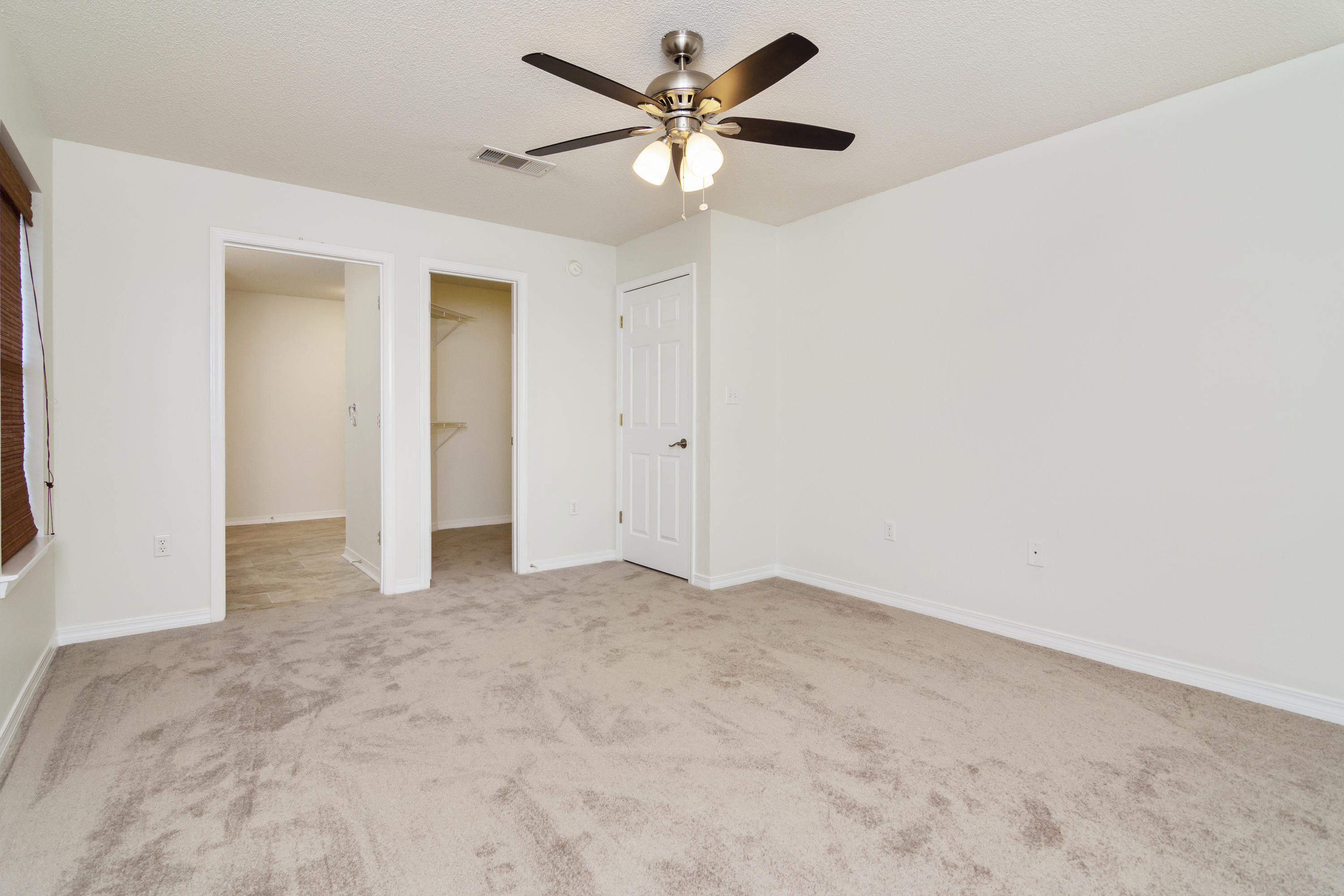 EMERALD VILLAGE PH I - Residential