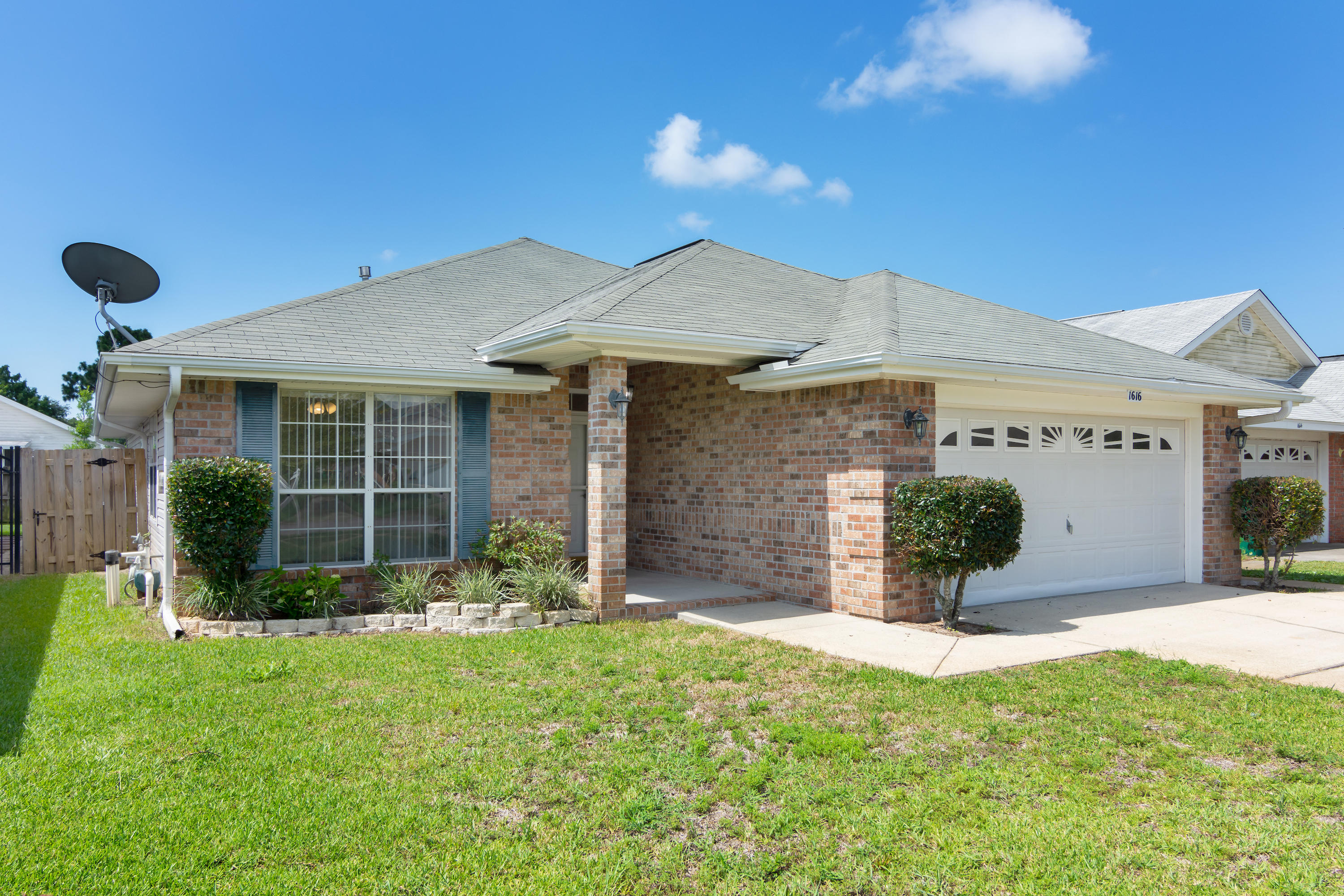 EMERALD VILLAGE PH I - Residential