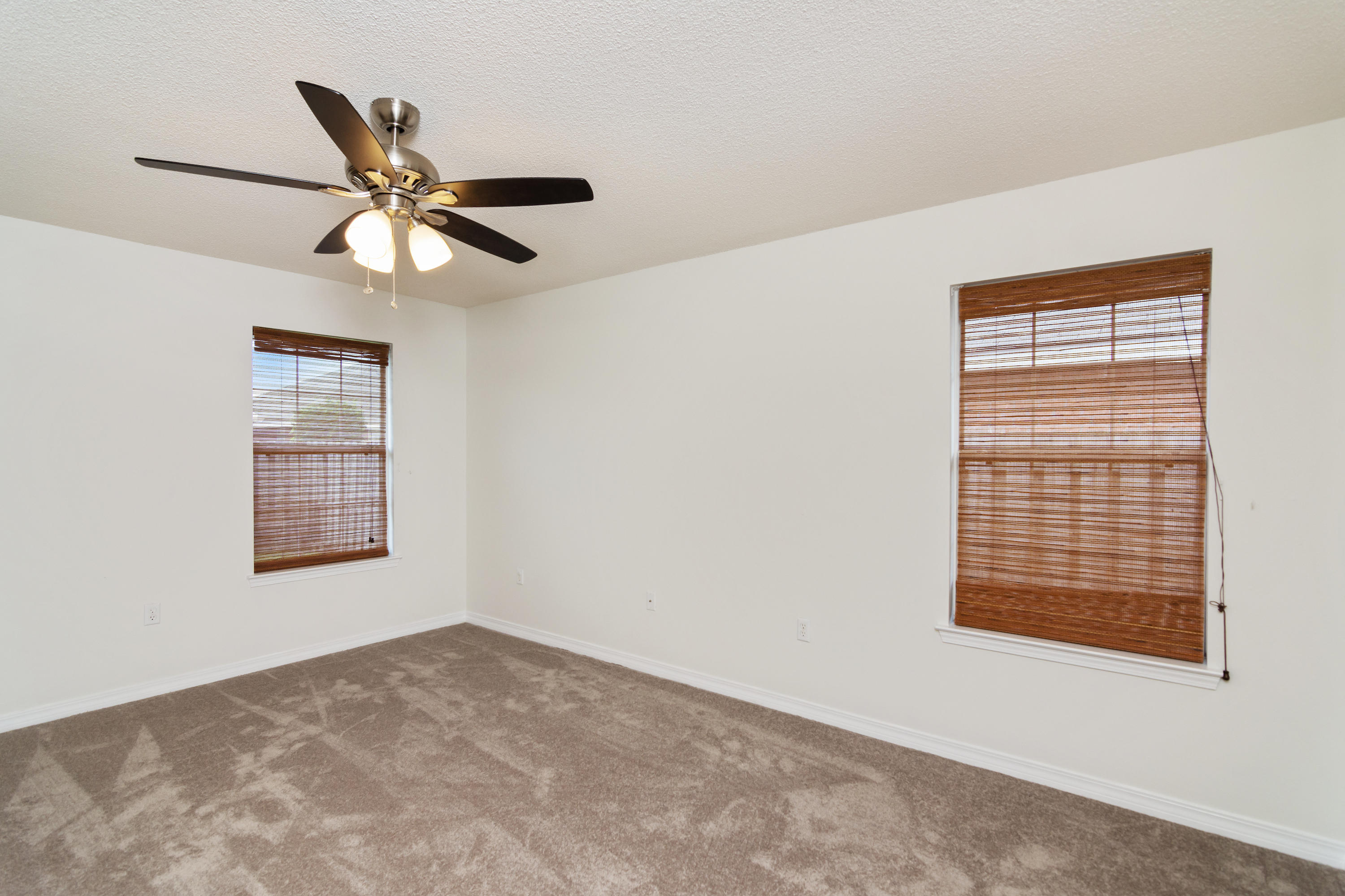 EMERALD VILLAGE PH I - Residential