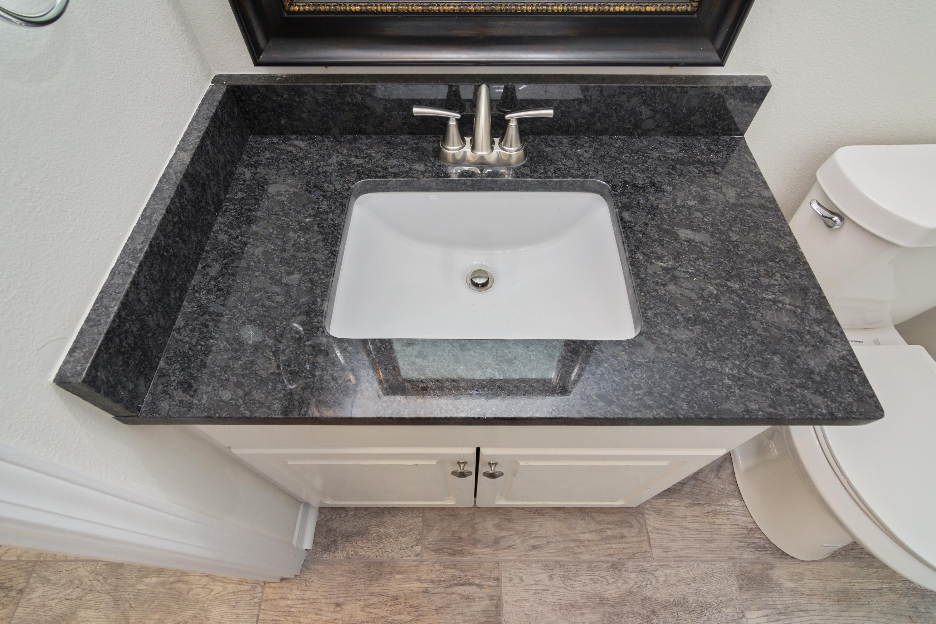 EMERALD VILLAGE PH I - Residential