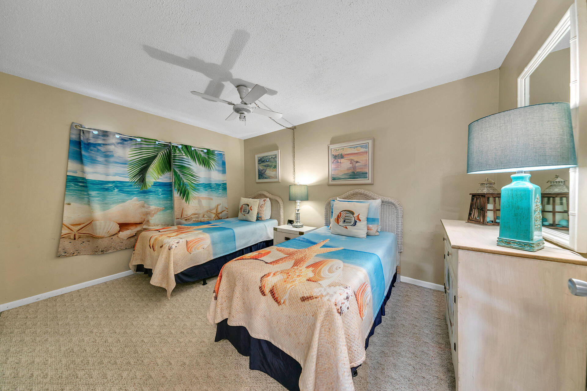 EL MATADOR CONDO - Residential