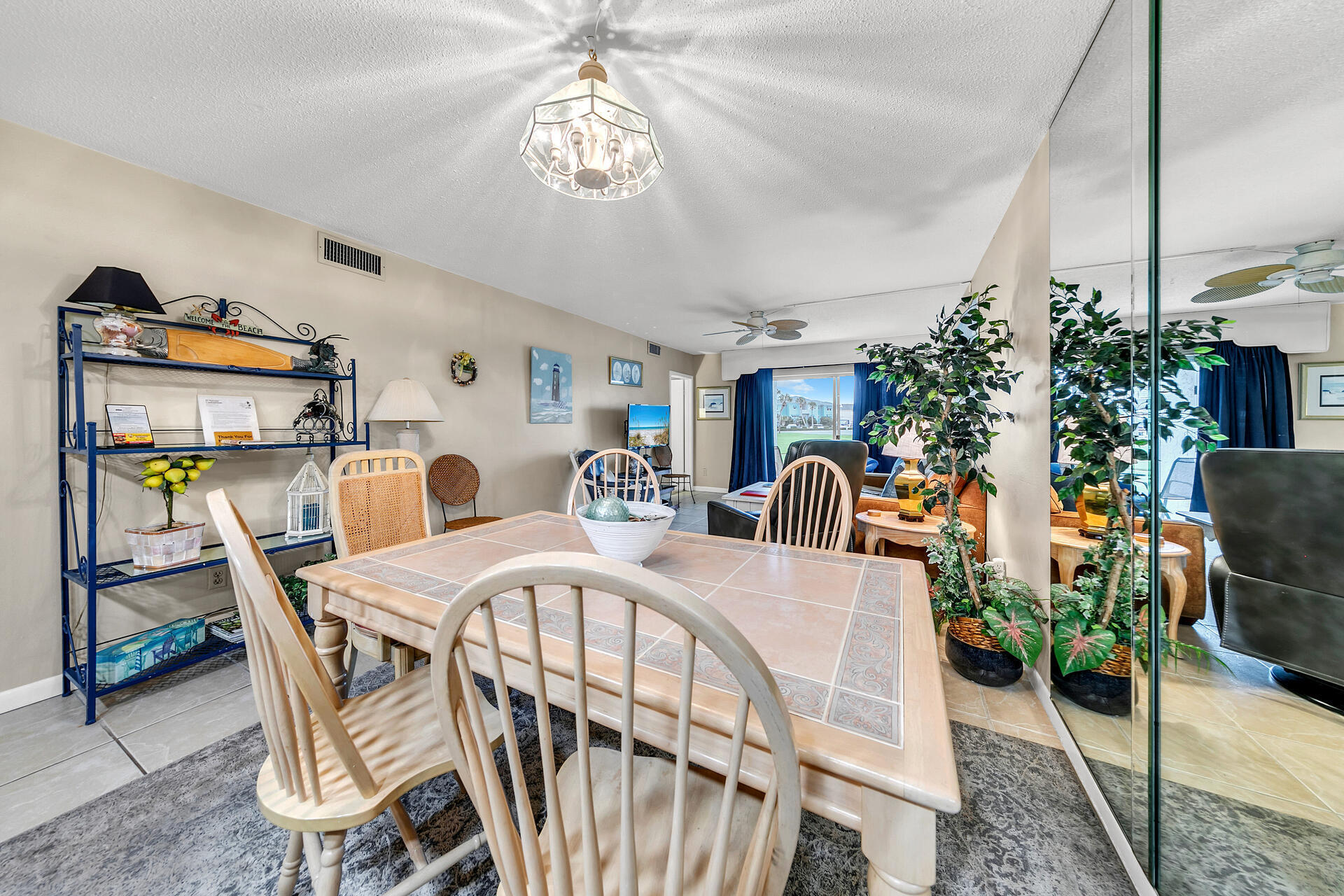 EL MATADOR CONDO - Residential