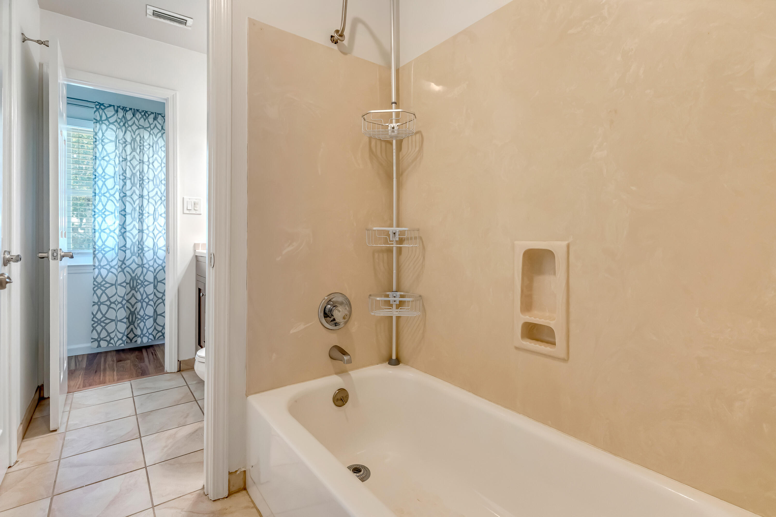 MIRAMAR ESTATES 2ND ADDN - Residential