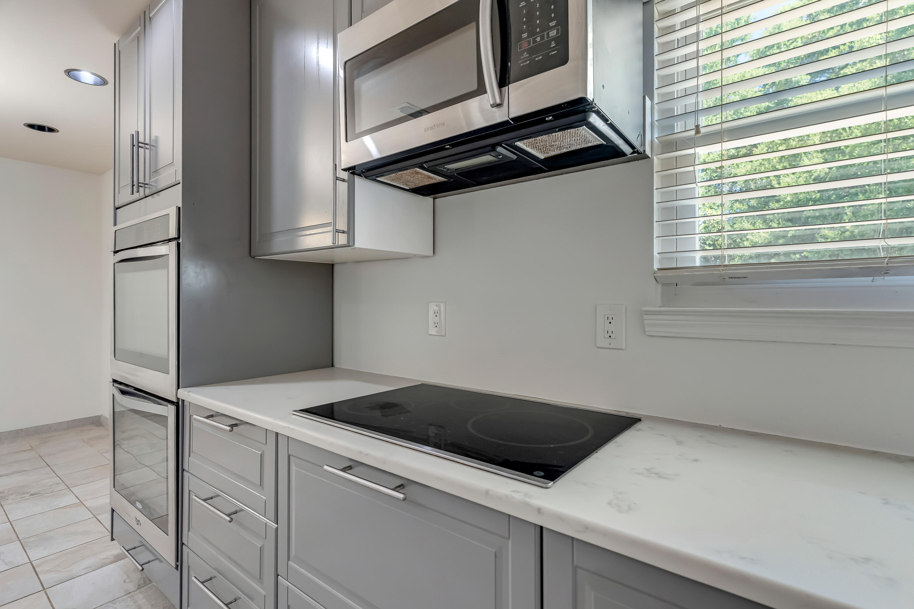 MIRAMAR ESTATES 2ND ADDN - Residential