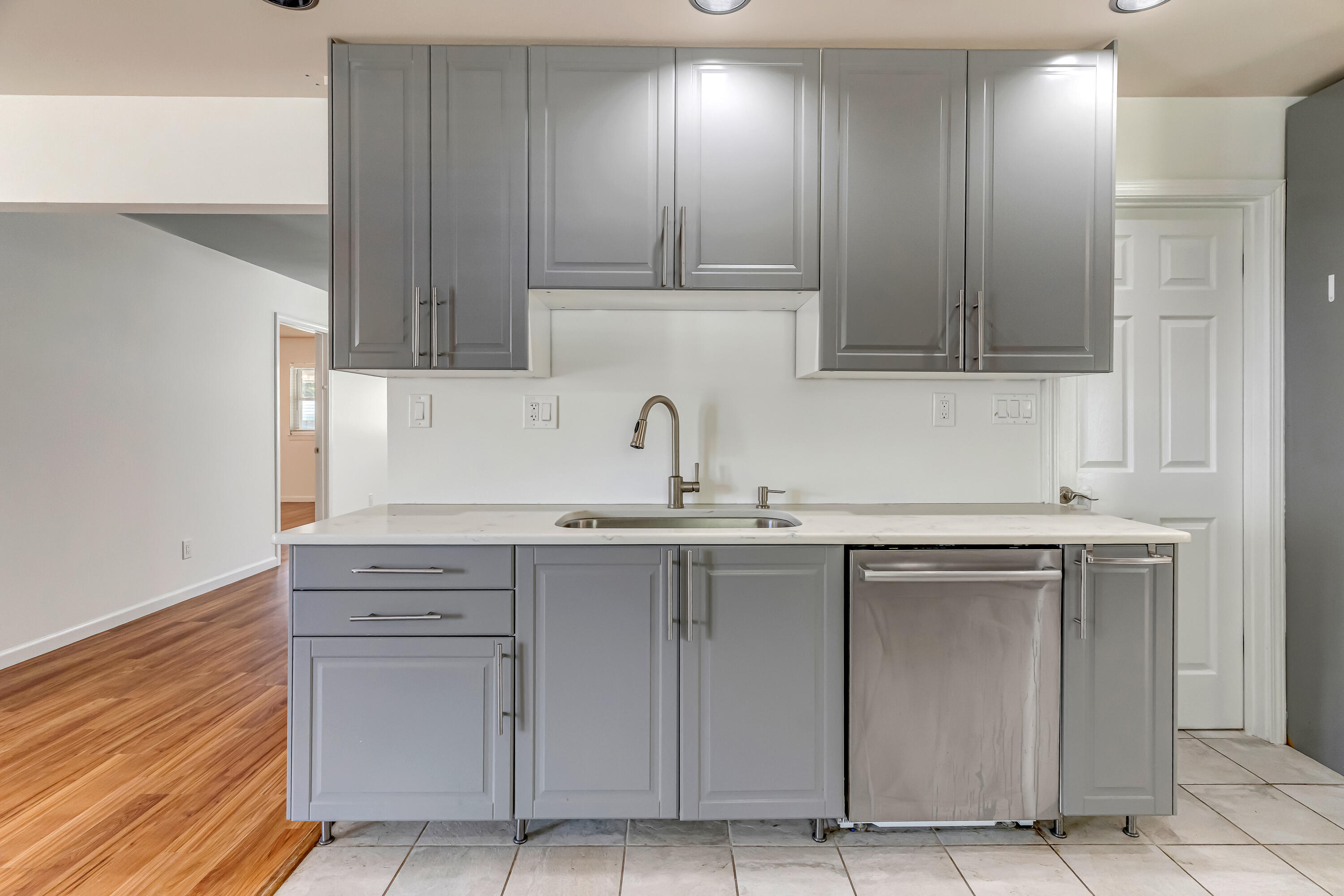 MIRAMAR ESTATES 2ND ADDN - Residential