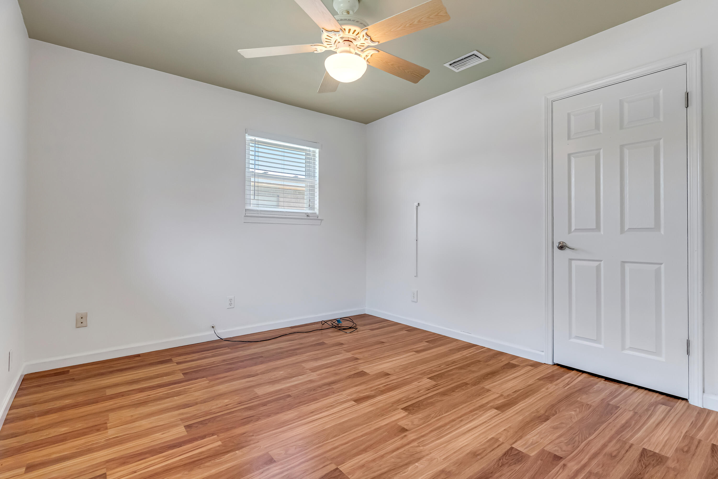 MIRAMAR ESTATES 2ND ADDN - Residential