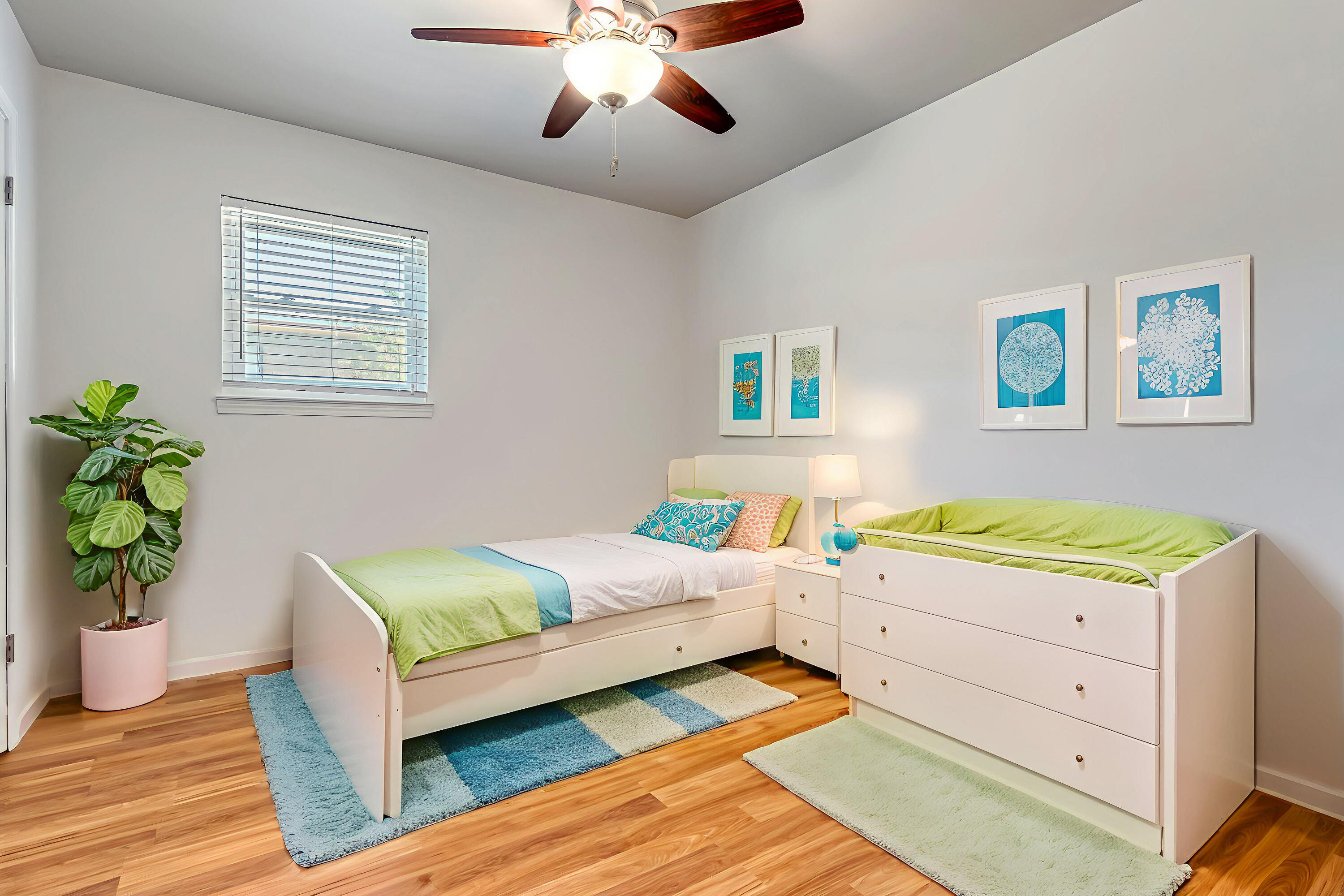 MIRAMAR ESTATES 2ND ADDN - Residential