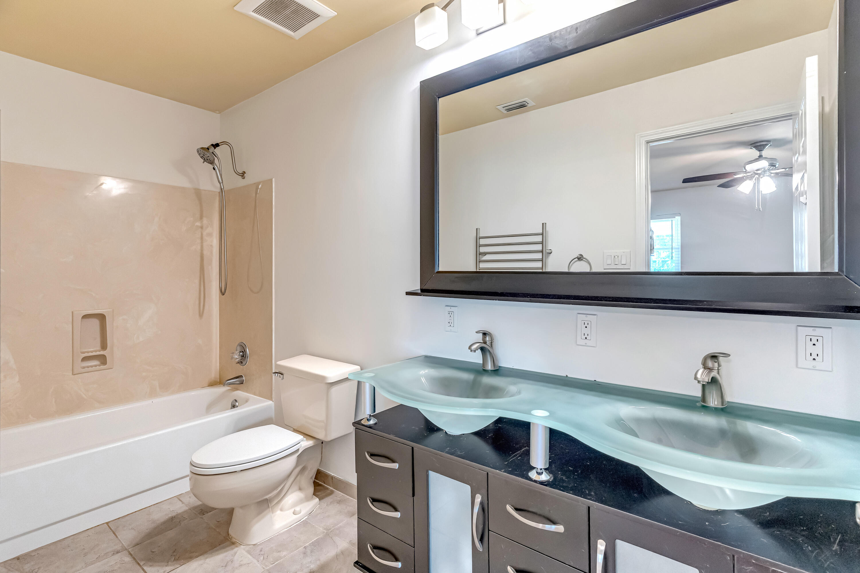 MIRAMAR ESTATES 2ND ADDN - Residential