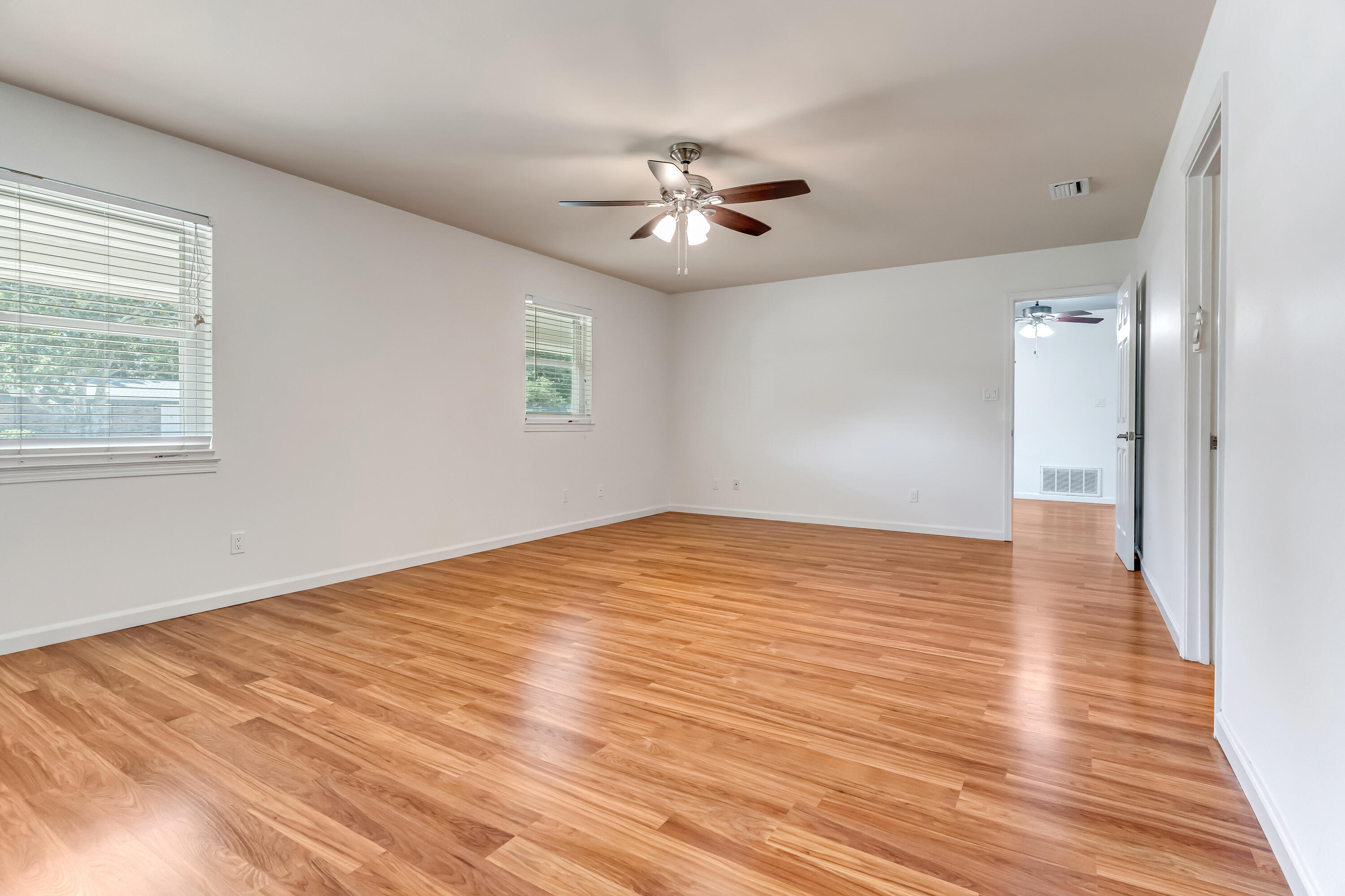 MIRAMAR ESTATES 2ND ADDN - Residential