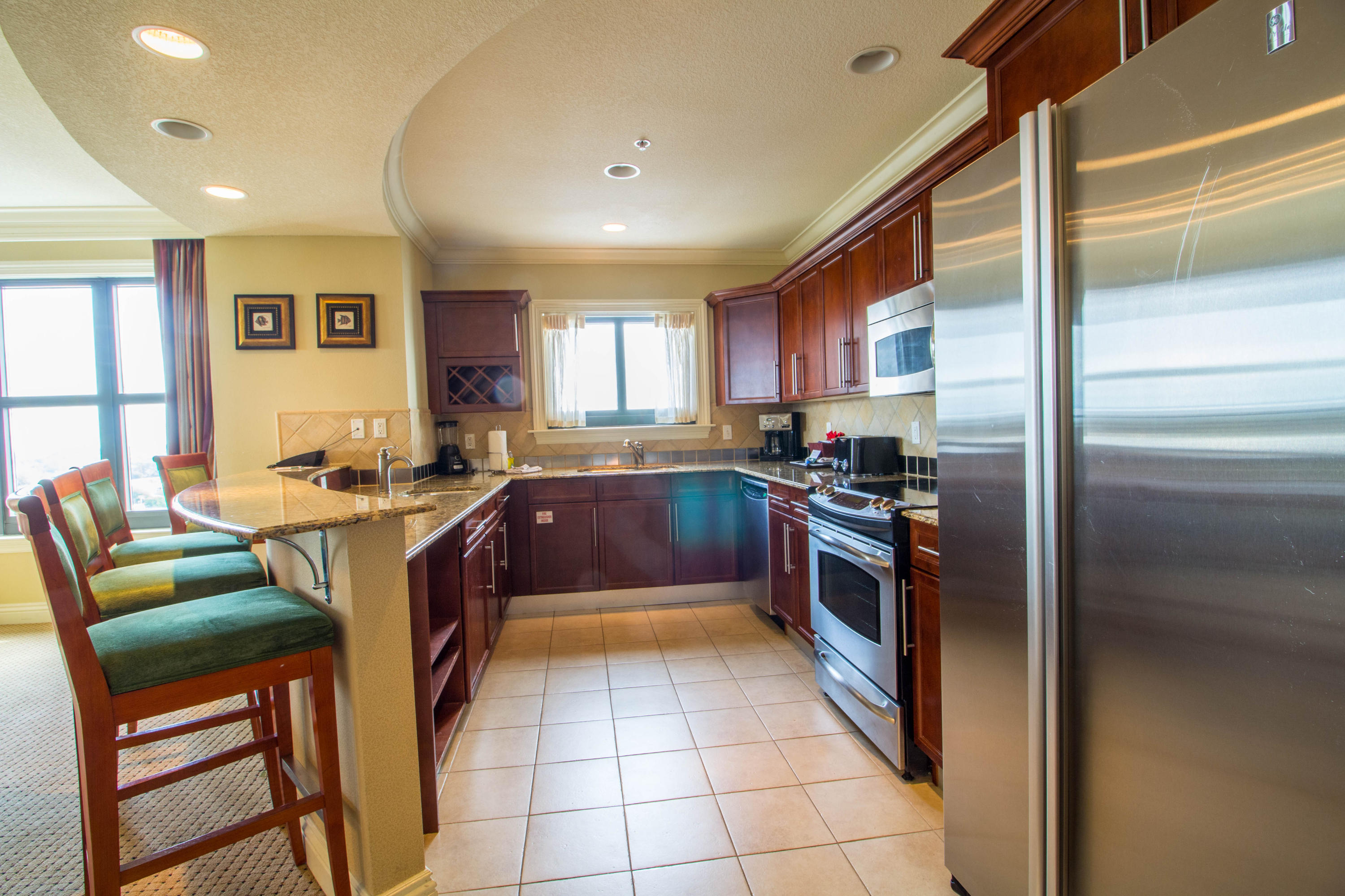 EMERALD GRANDE - Residential