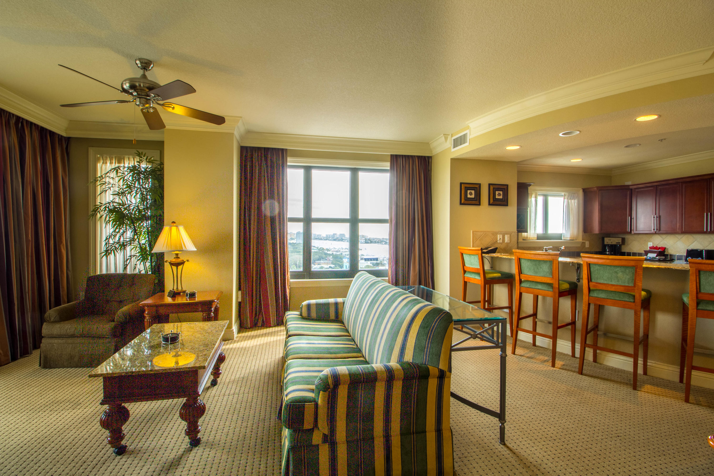 EMERALD GRANDE - Residential