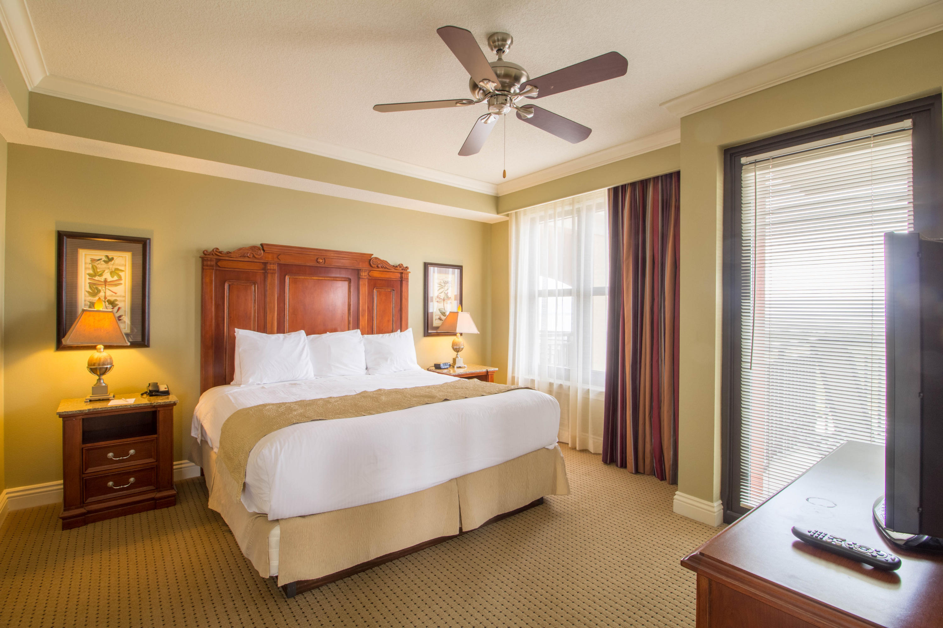 EMERALD GRANDE - Residential