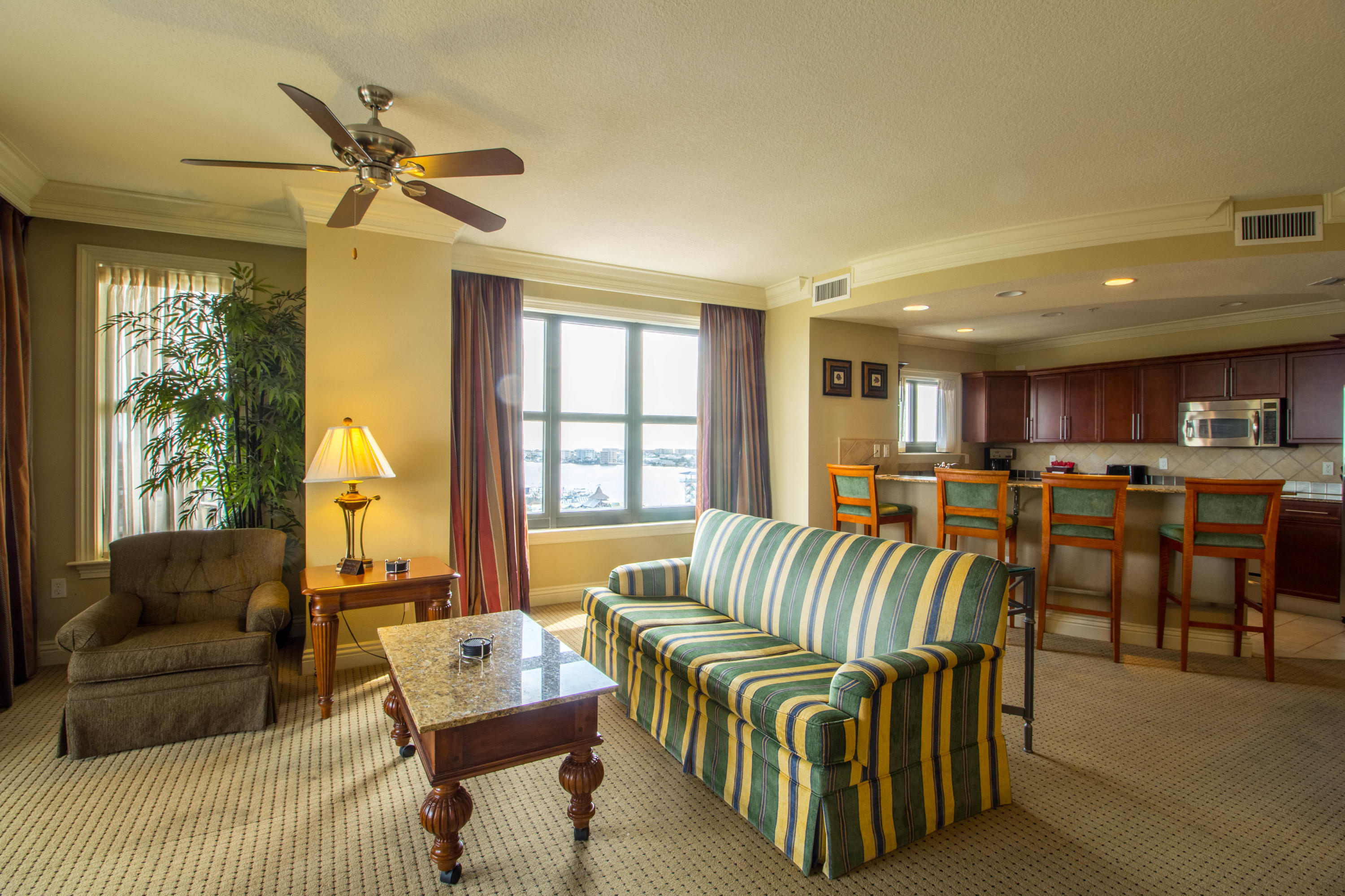 EMERALD GRANDE - Residential