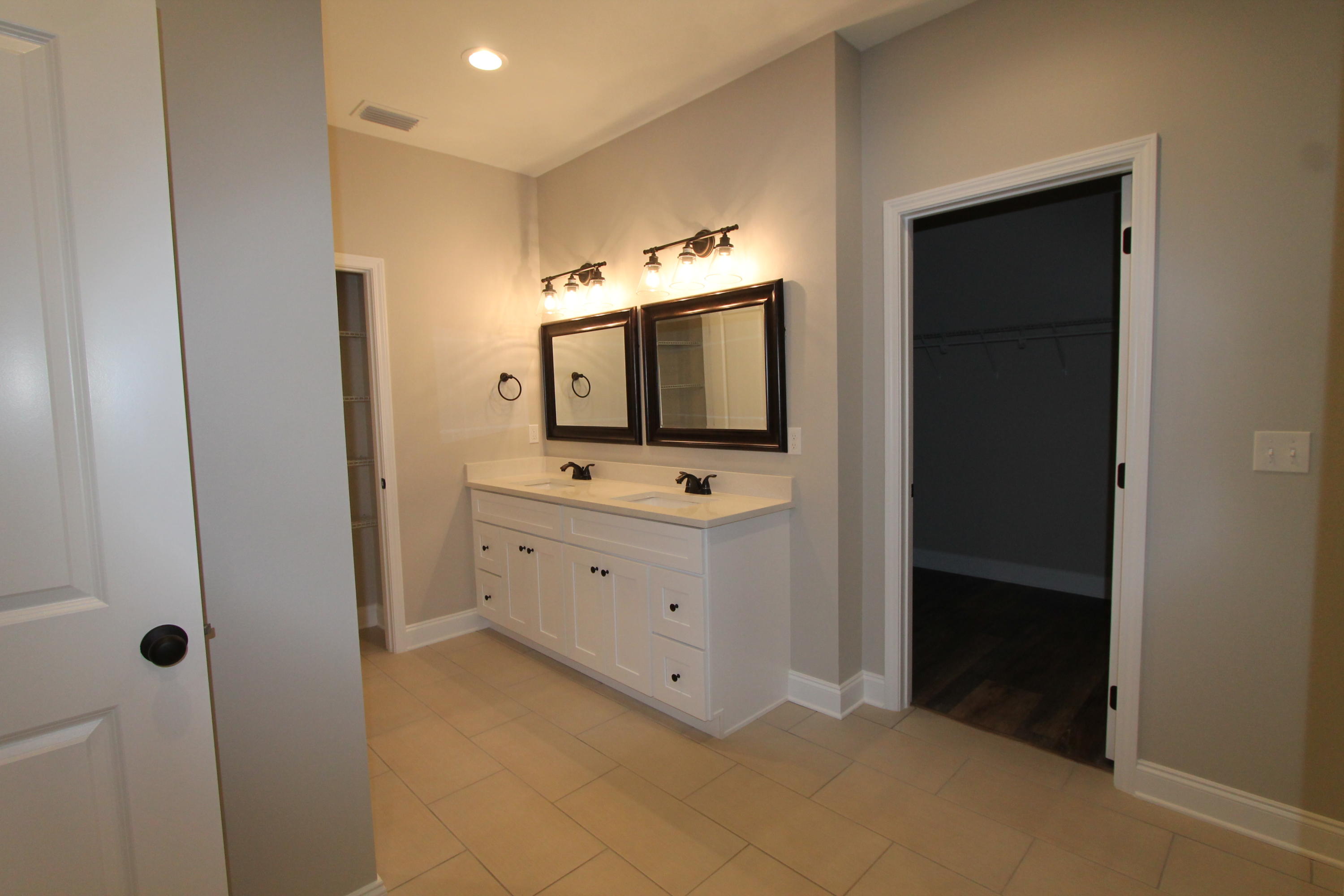 OLDE FORT WALTON (242201.00 - Residential