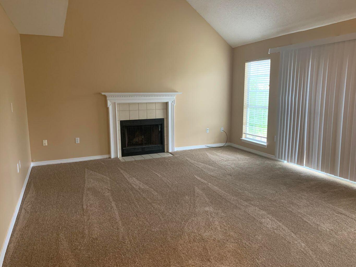 GREEN ACRES - Residential Lease