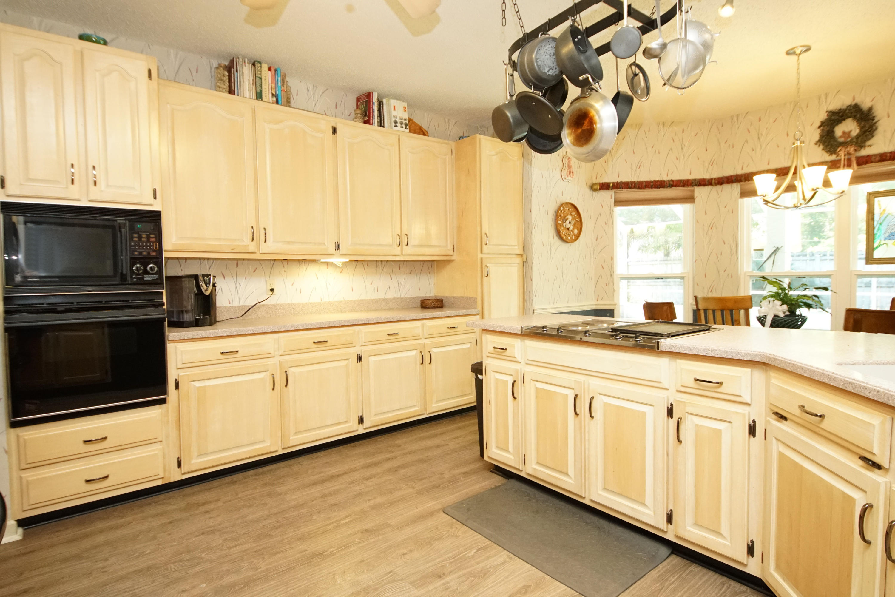 LAKE POINTE - Residential