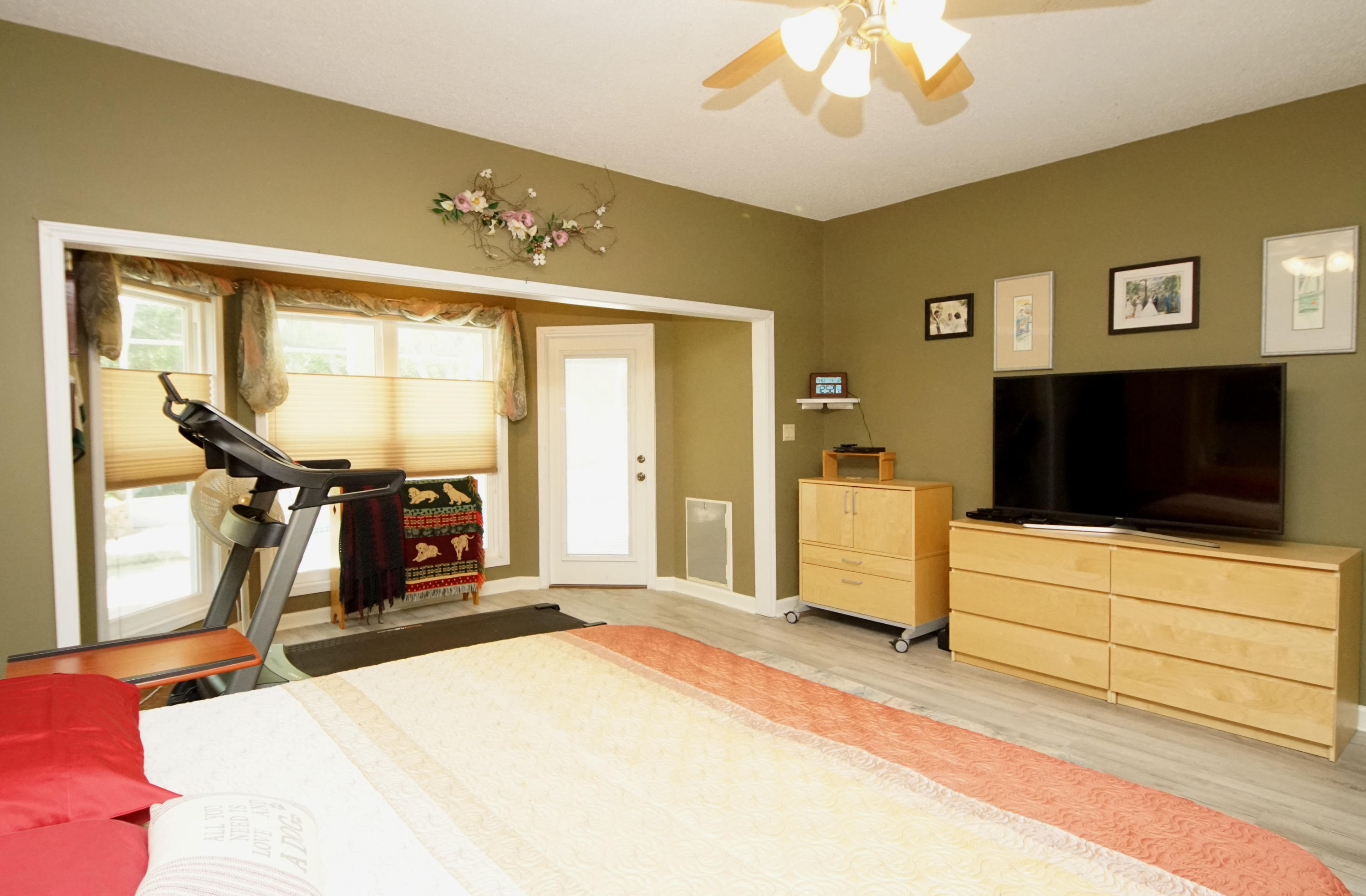 LAKE POINTE - Residential