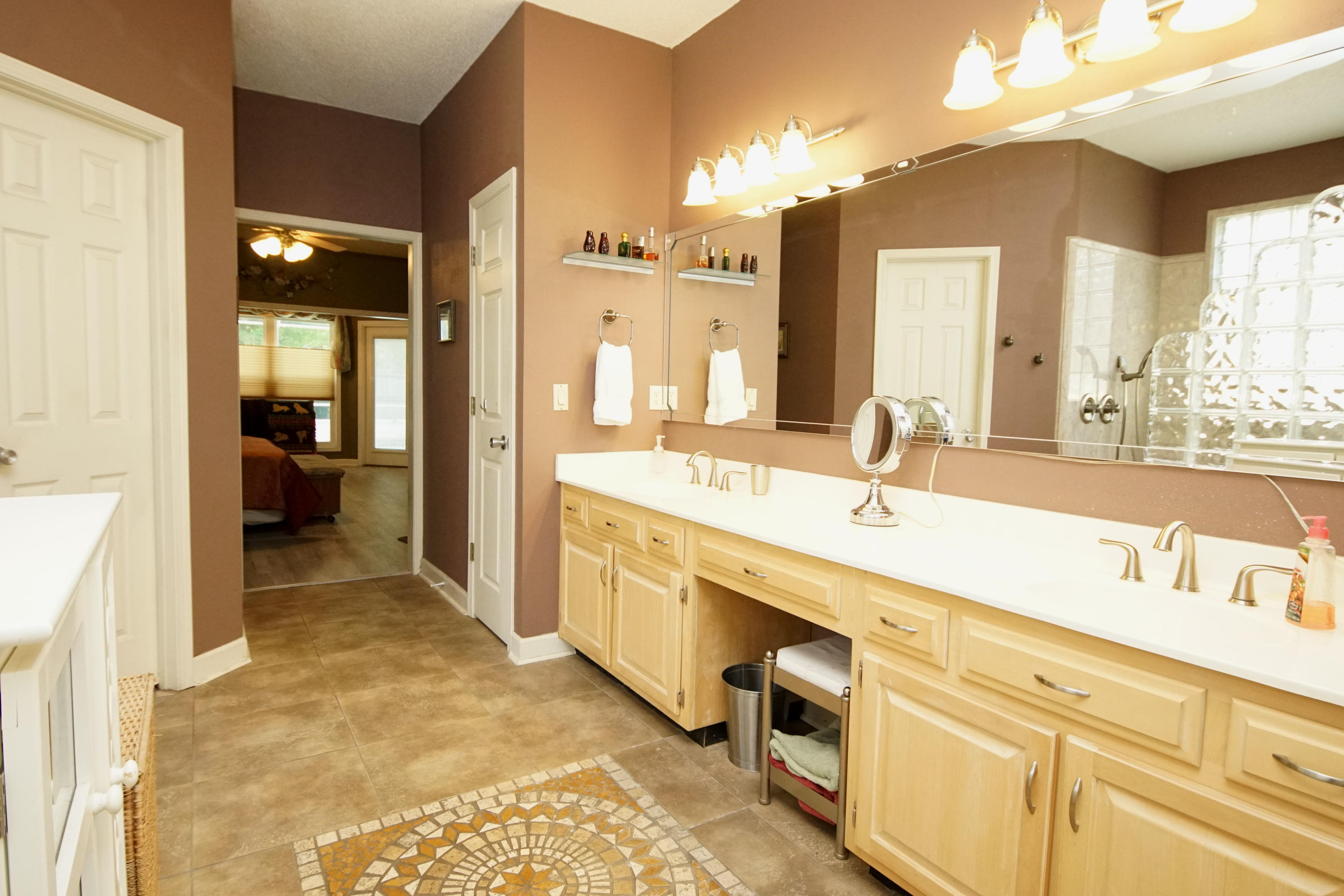 LAKE POINTE - Residential