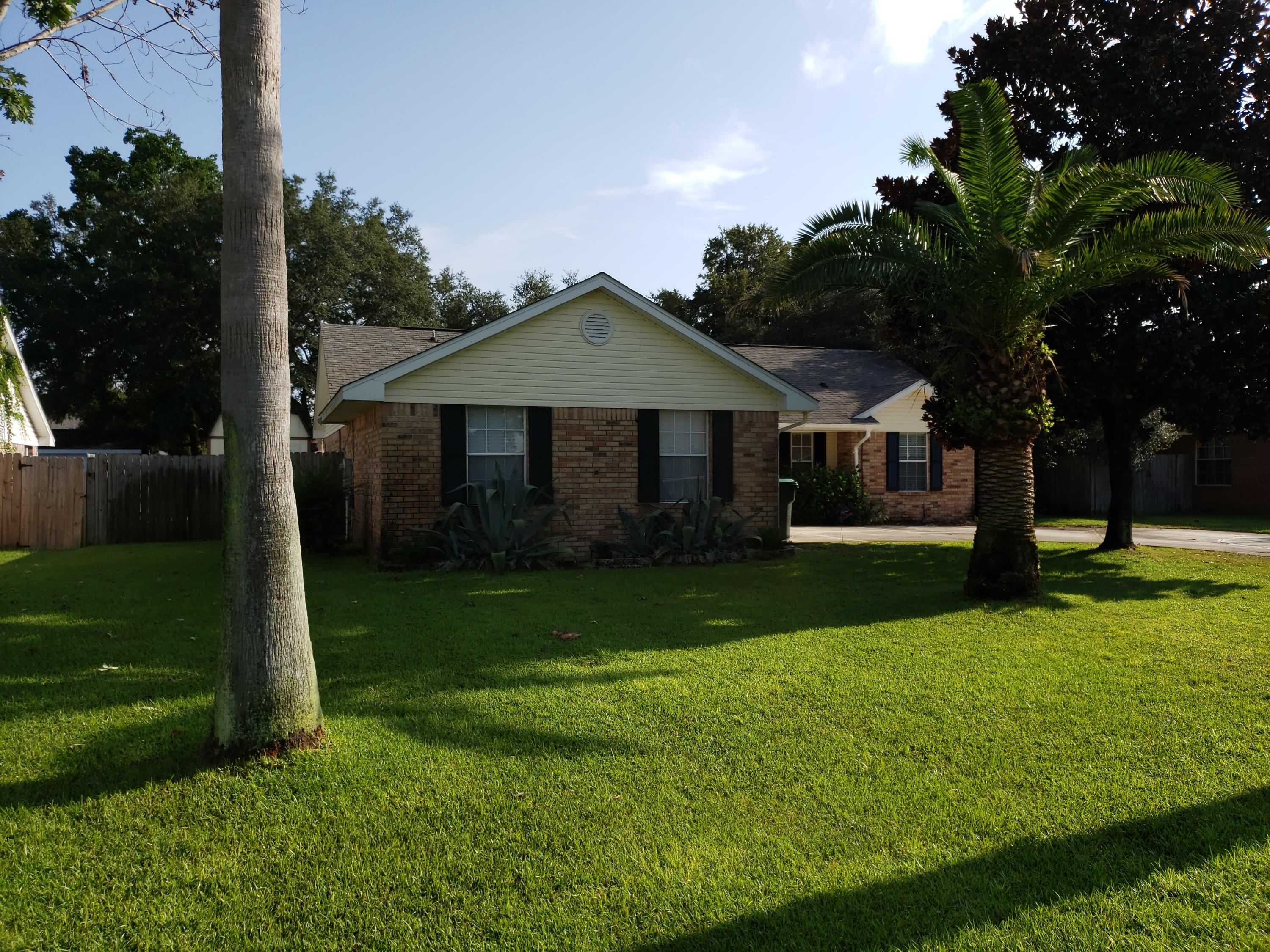 PRO AM ESTATES - Residential