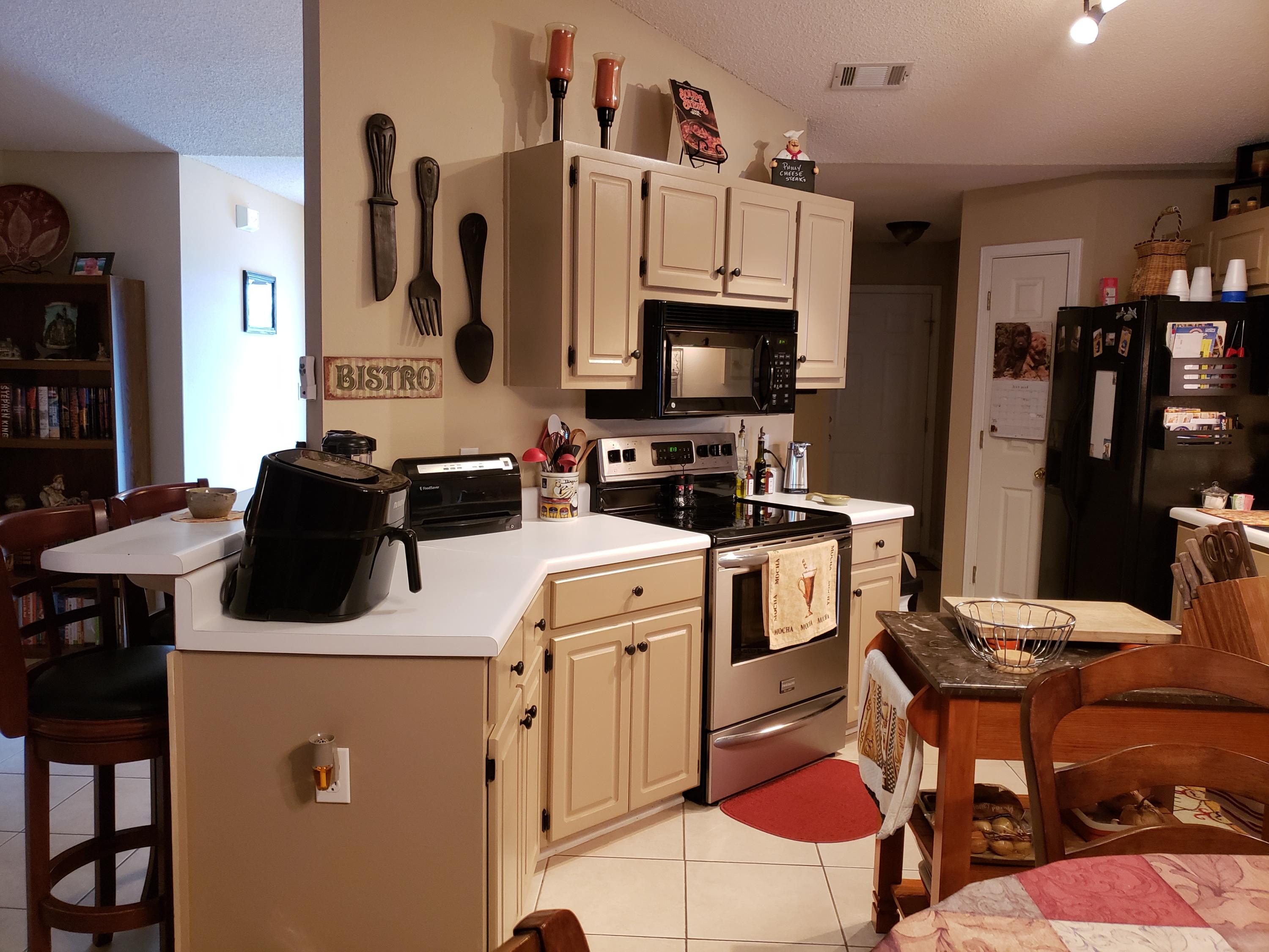 PRO AM ESTATES - Residential