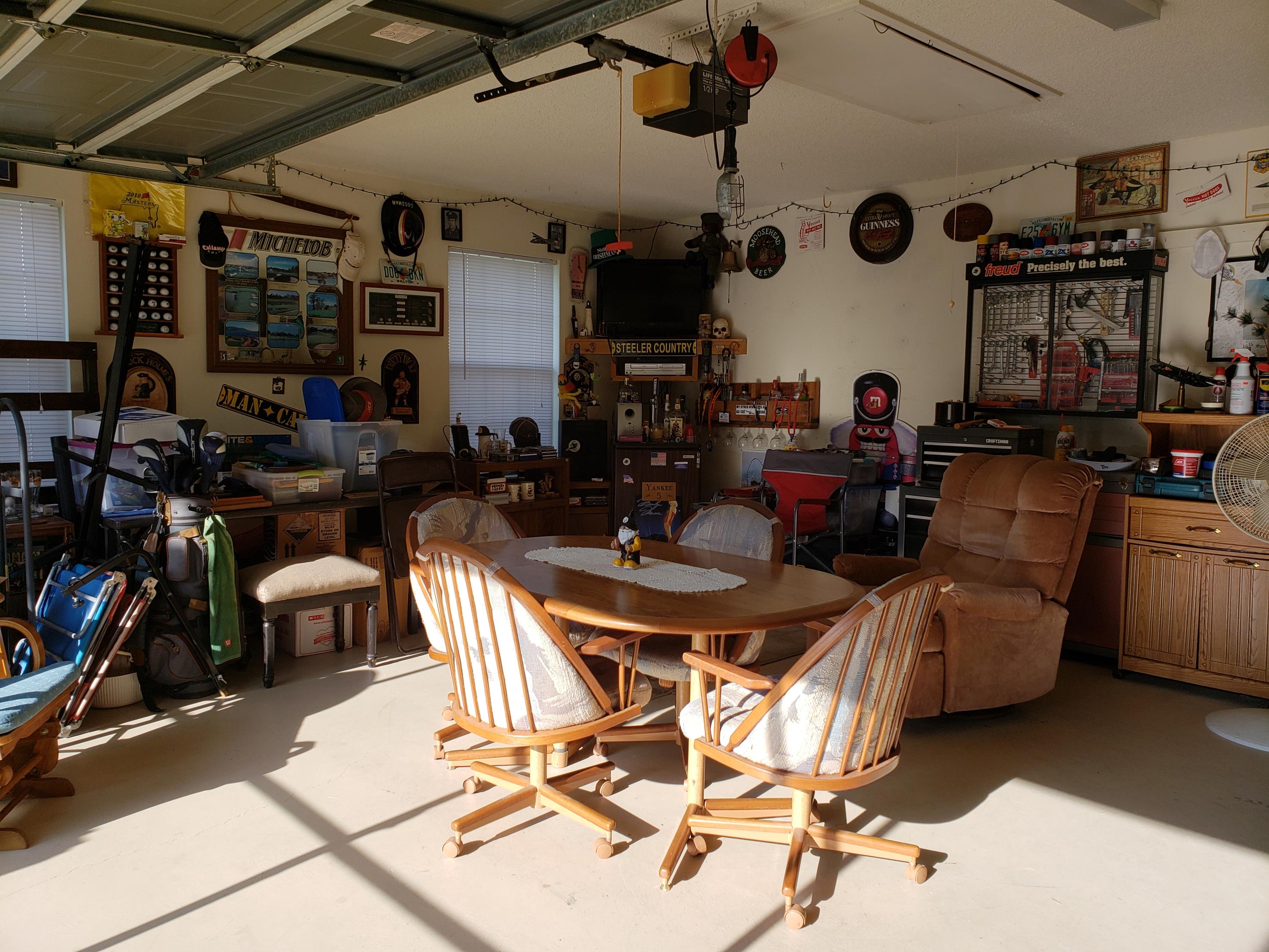 PRO AM ESTATES - Residential