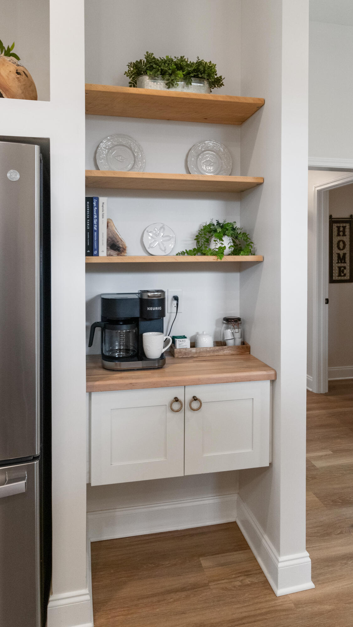 VILLA TASSO TOWN OF - Residential