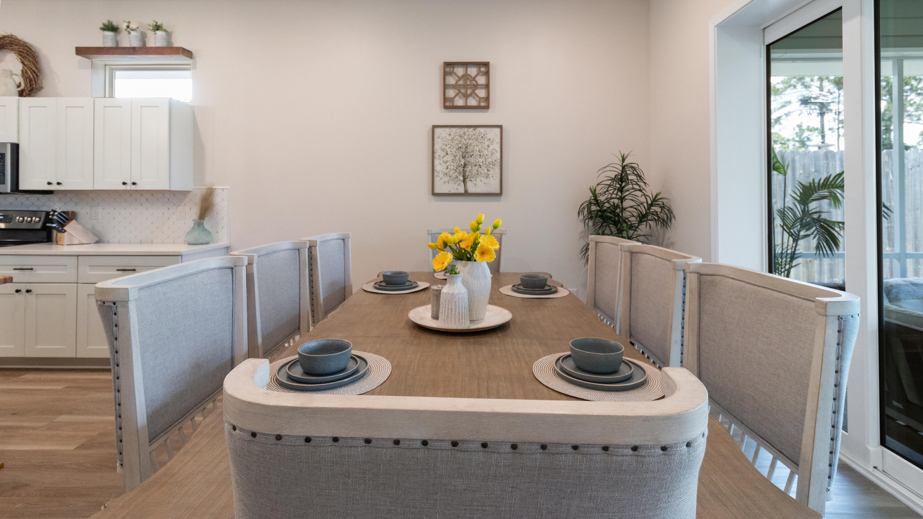 VILLA TASSO TOWN OF - Residential