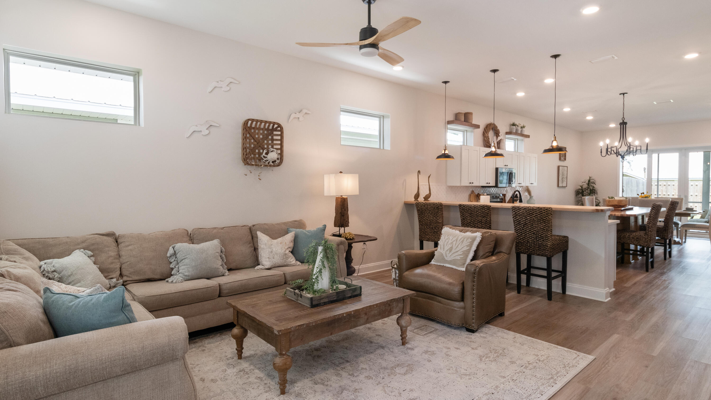 VILLA TASSO TOWN OF - Residential