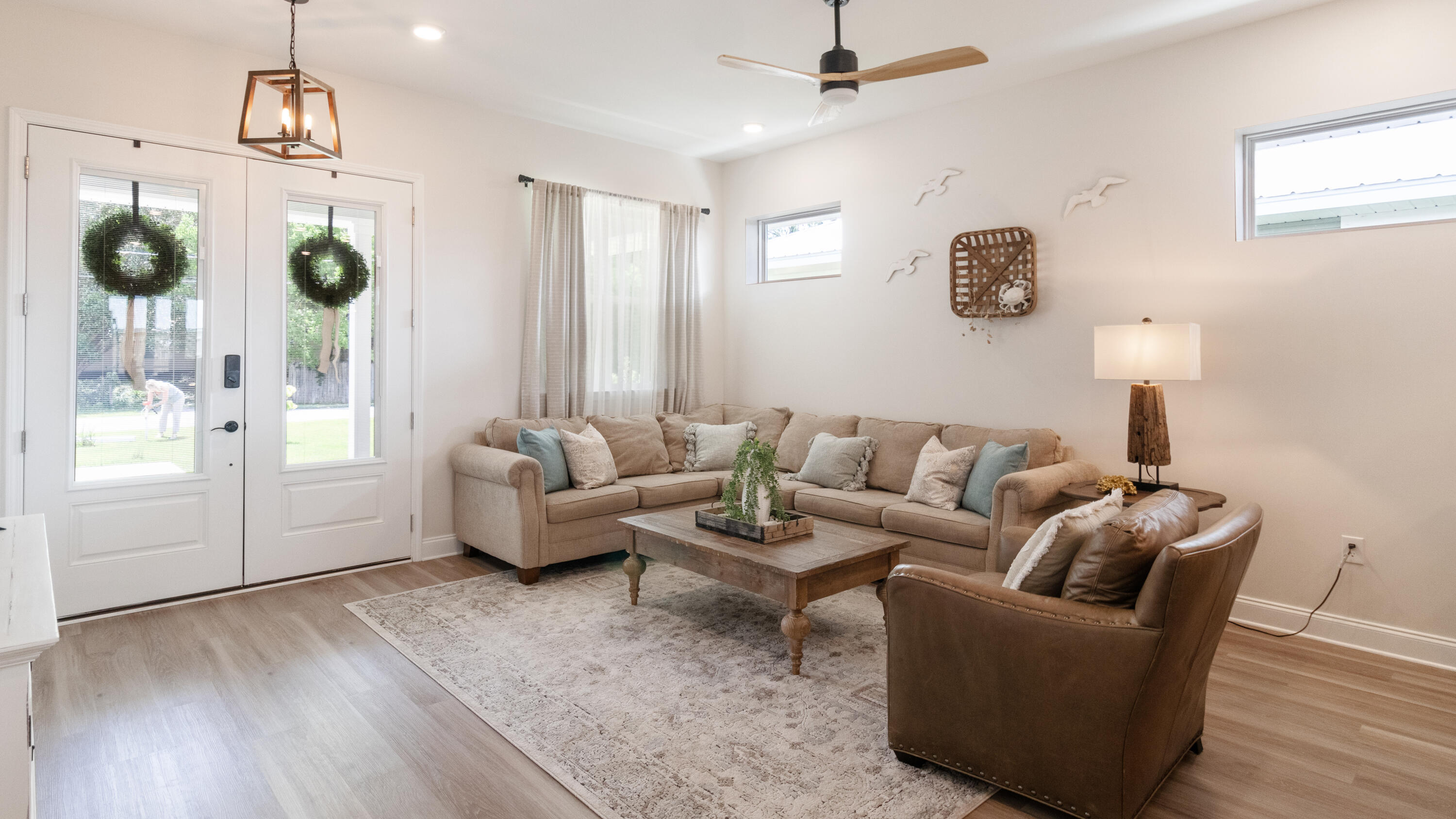 VILLA TASSO TOWN OF - Residential