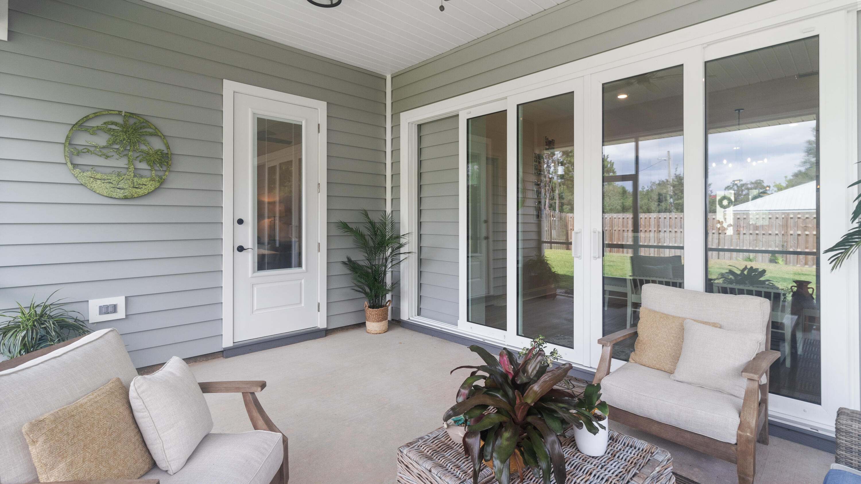 VILLA TASSO TOWN OF - Residential