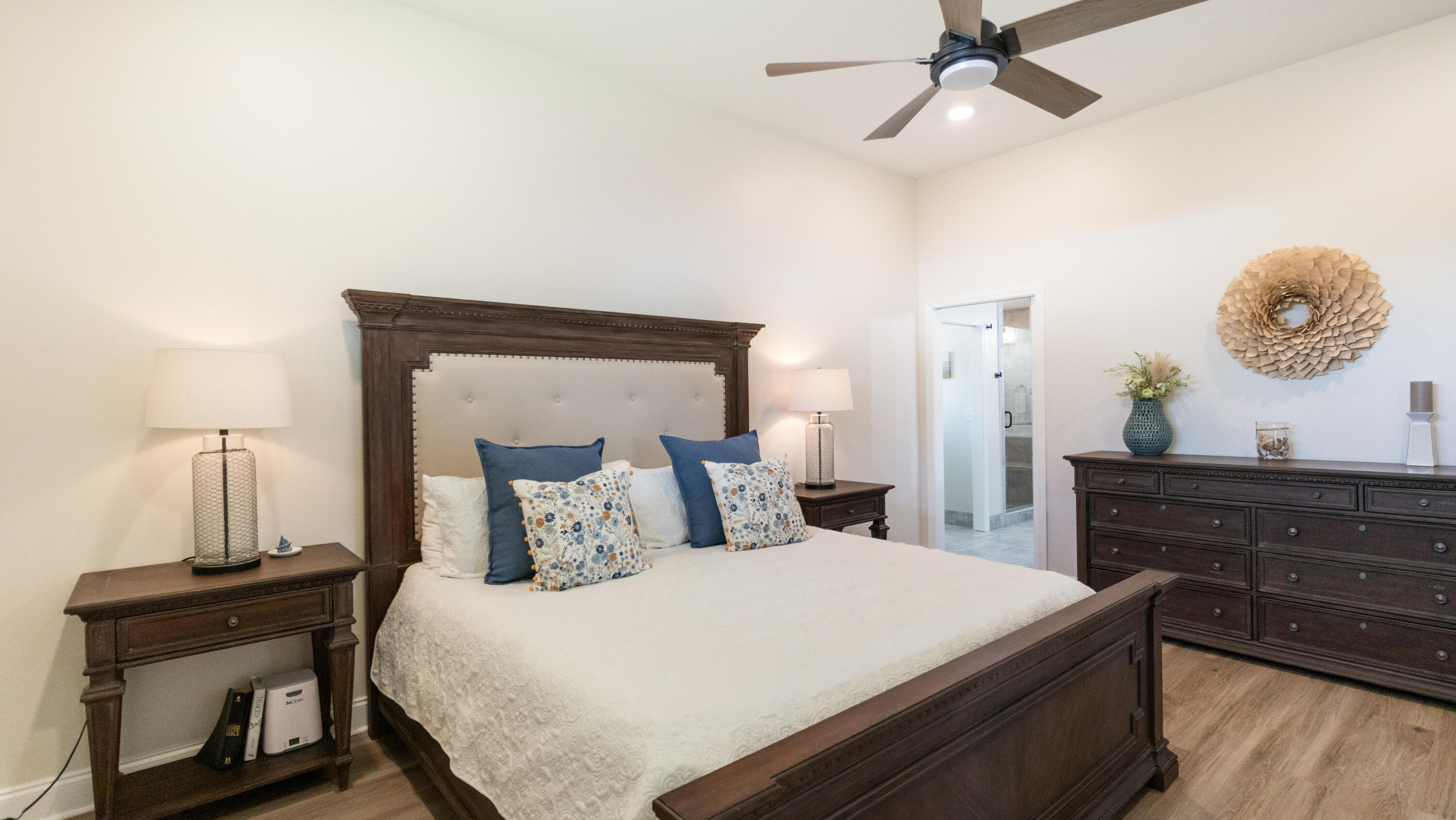 VILLA TASSO TOWN OF - Residential