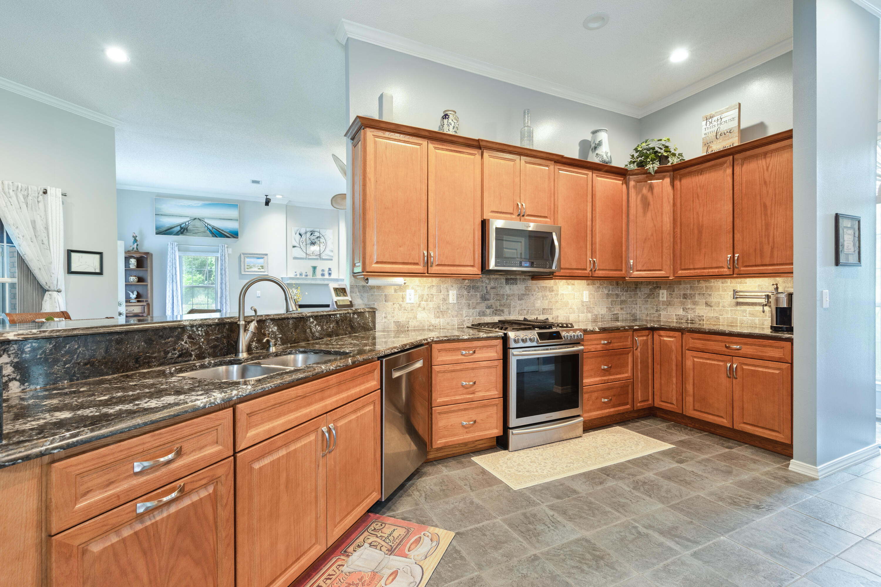 LAKESIDE EAST AMENDED - Residential