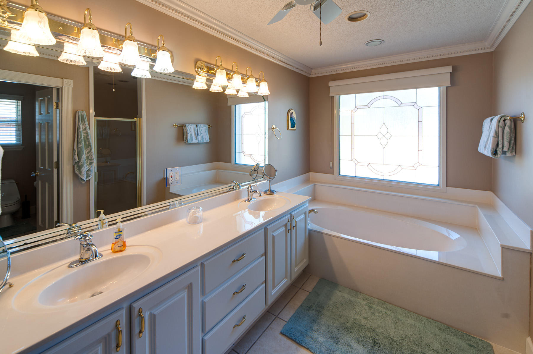 CINCO RIDGE ESTATES - Residential