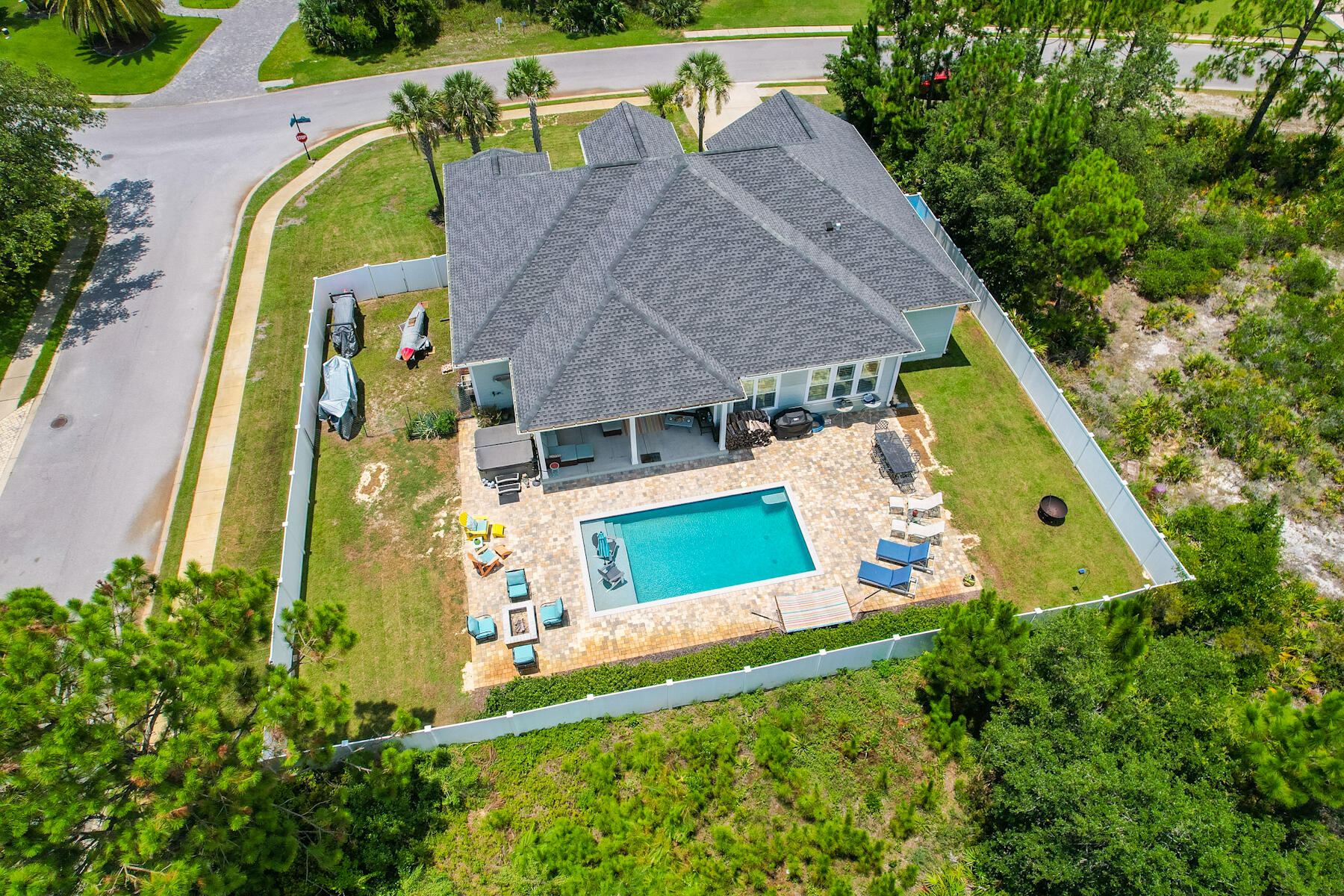 DOLPHIN BAY PH 1 - Residential