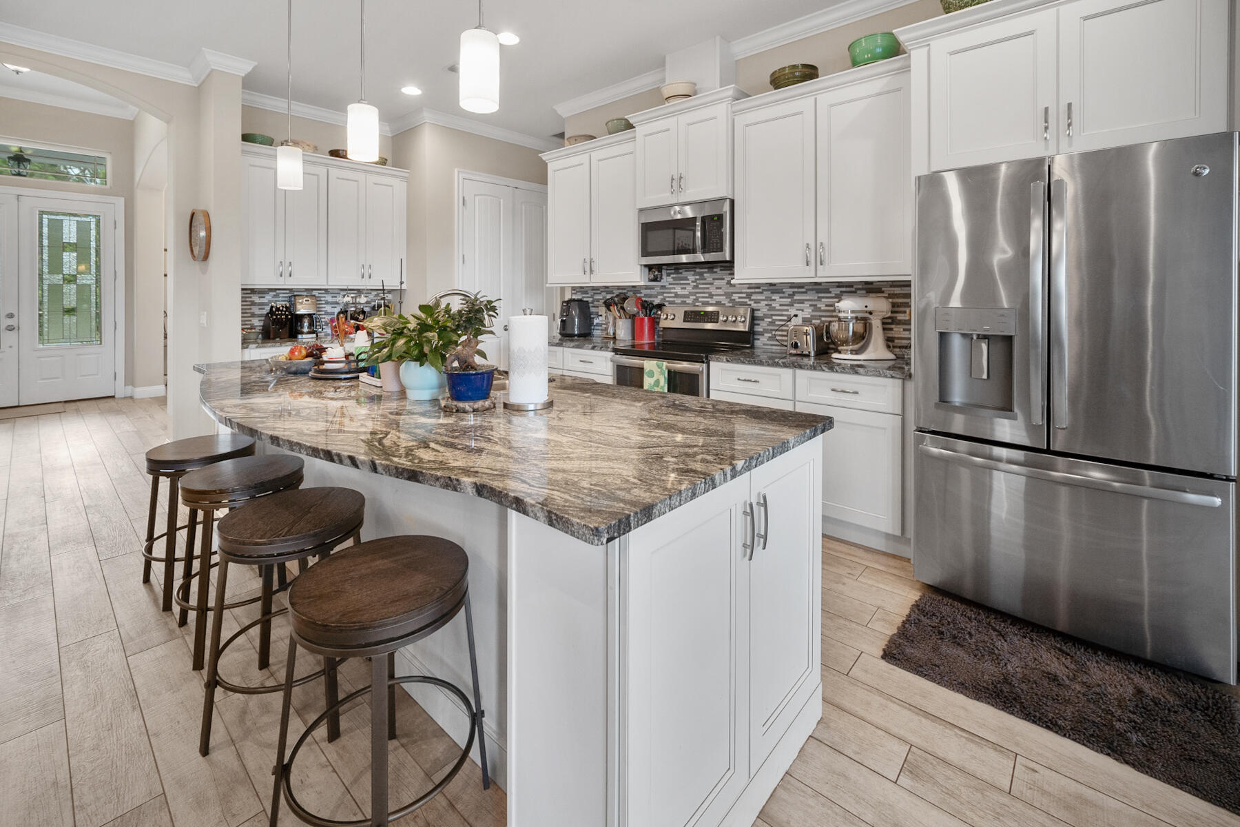 DOLPHIN BAY PH 1 - Residential