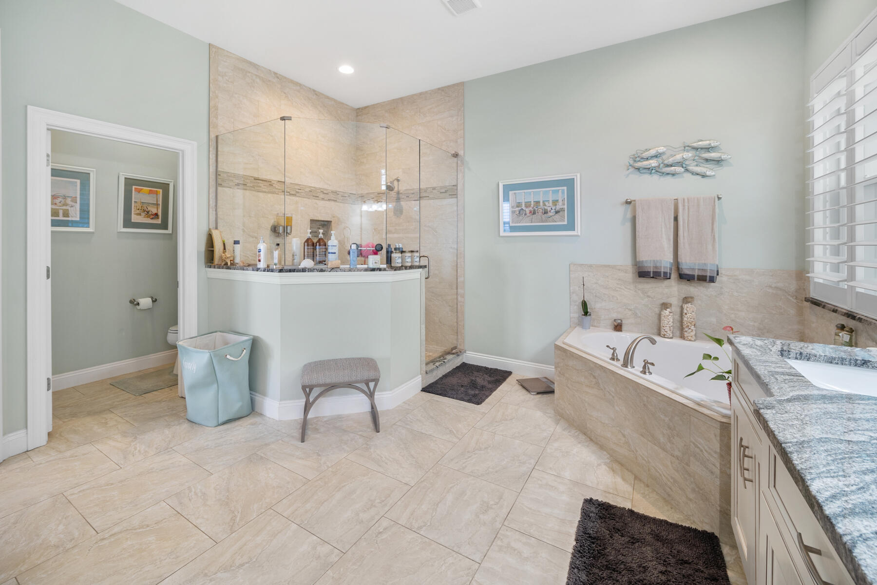 DOLPHIN BAY PH 1 - Residential