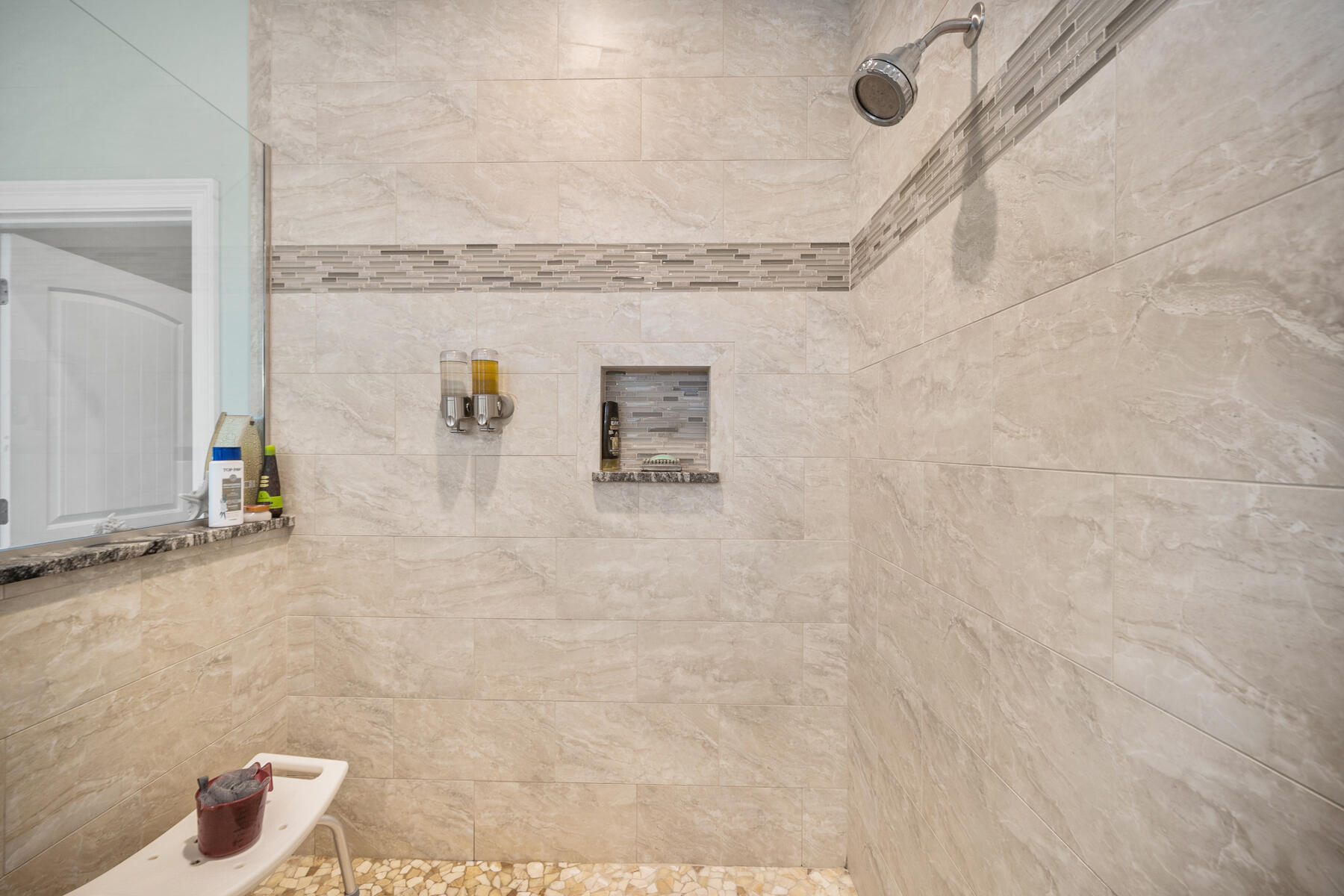 DOLPHIN BAY PH 1 - Residential