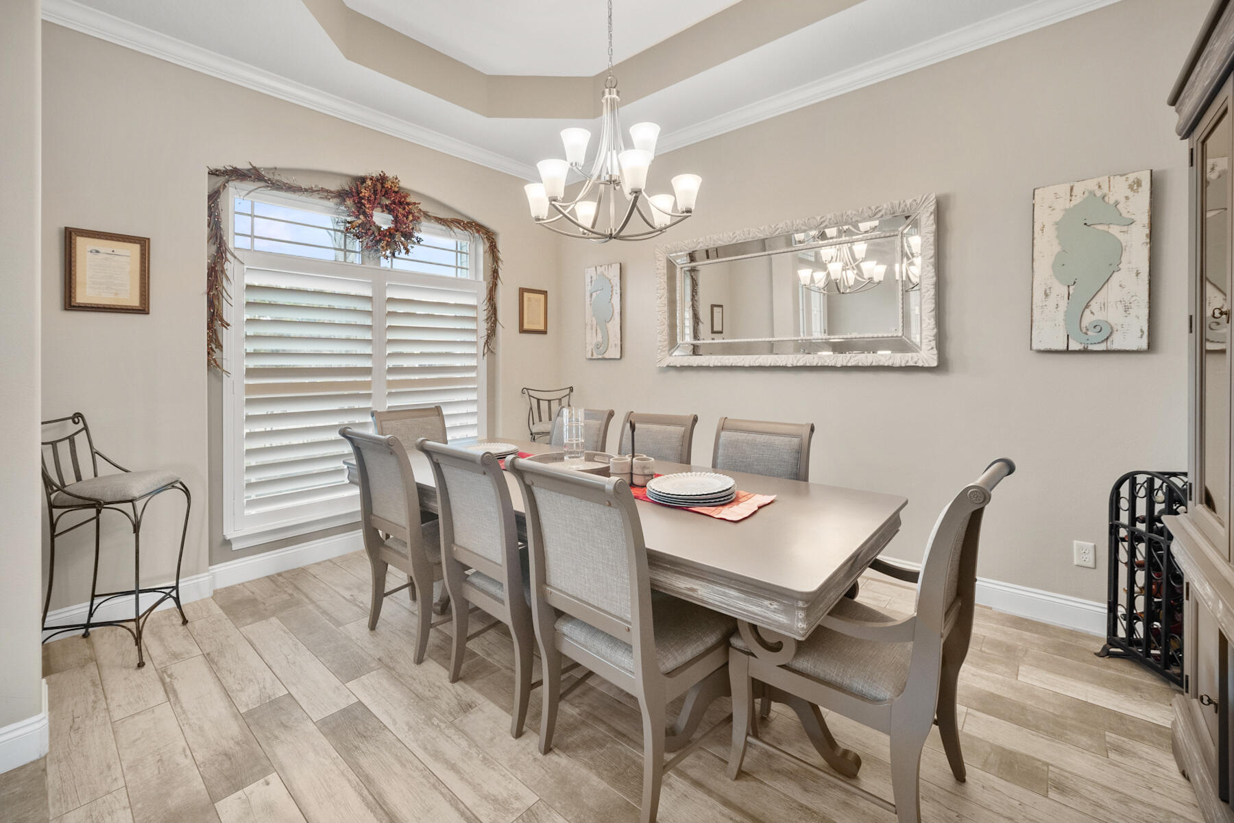 DOLPHIN BAY PH 1 - Residential