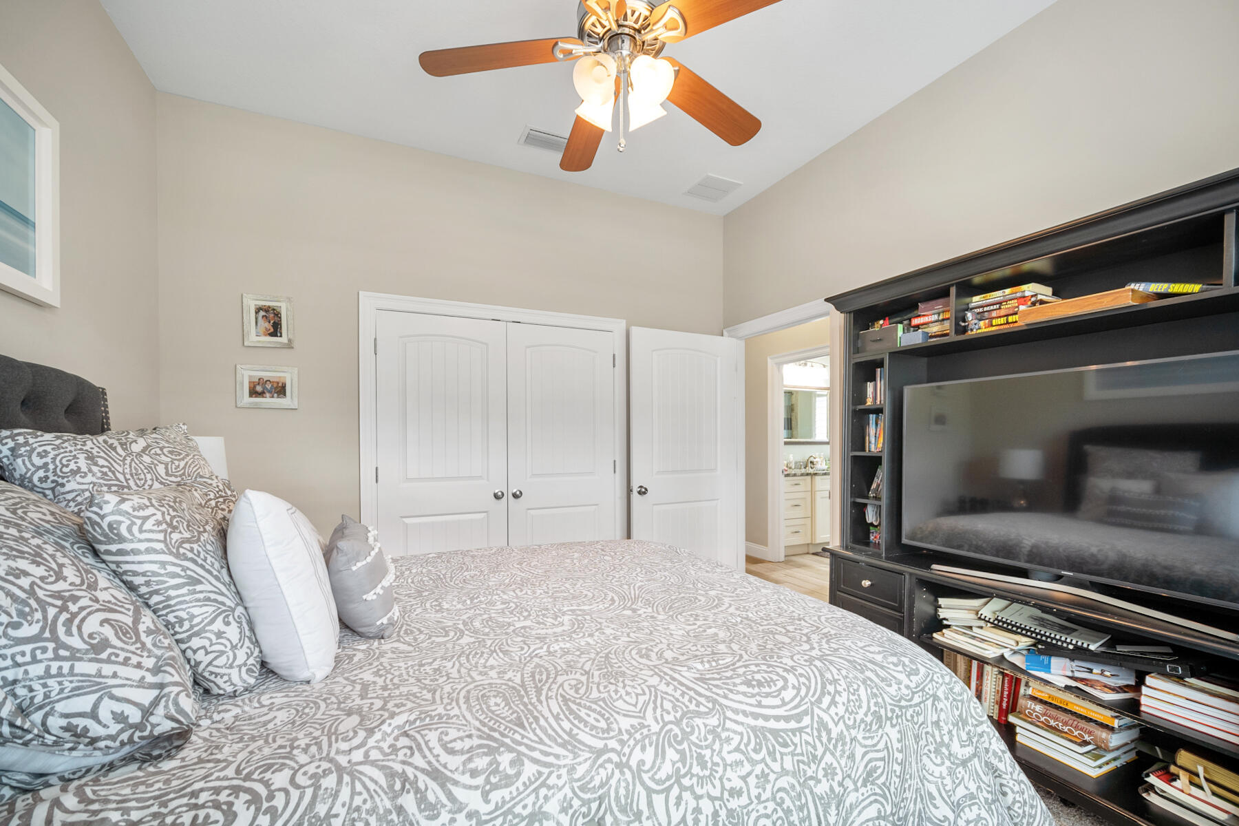 DOLPHIN BAY PH 1 - Residential