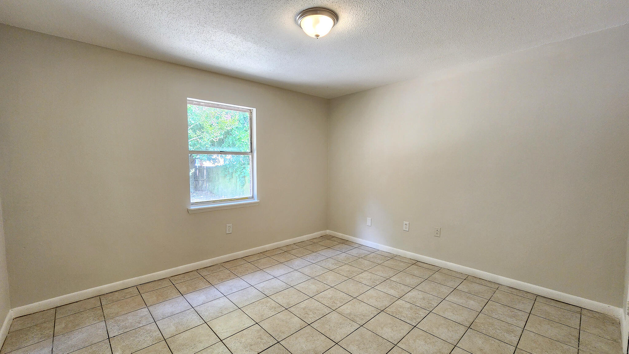 BAYVIEW WOODS - Residential