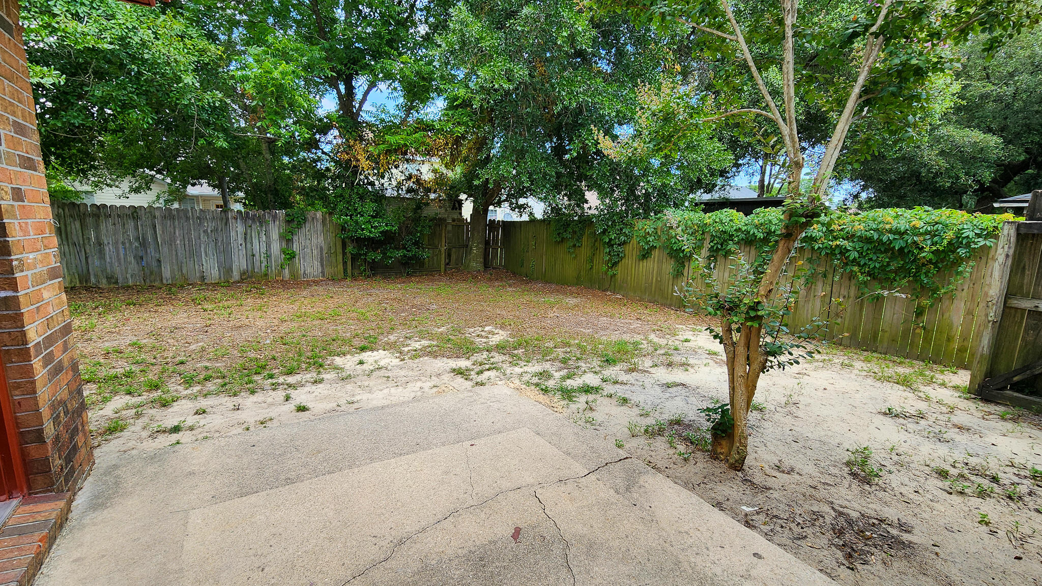 BAYVIEW WOODS - Residential