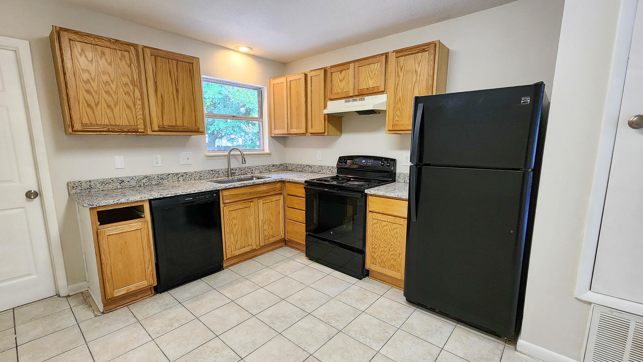 BAYVIEW WOODS - Residential