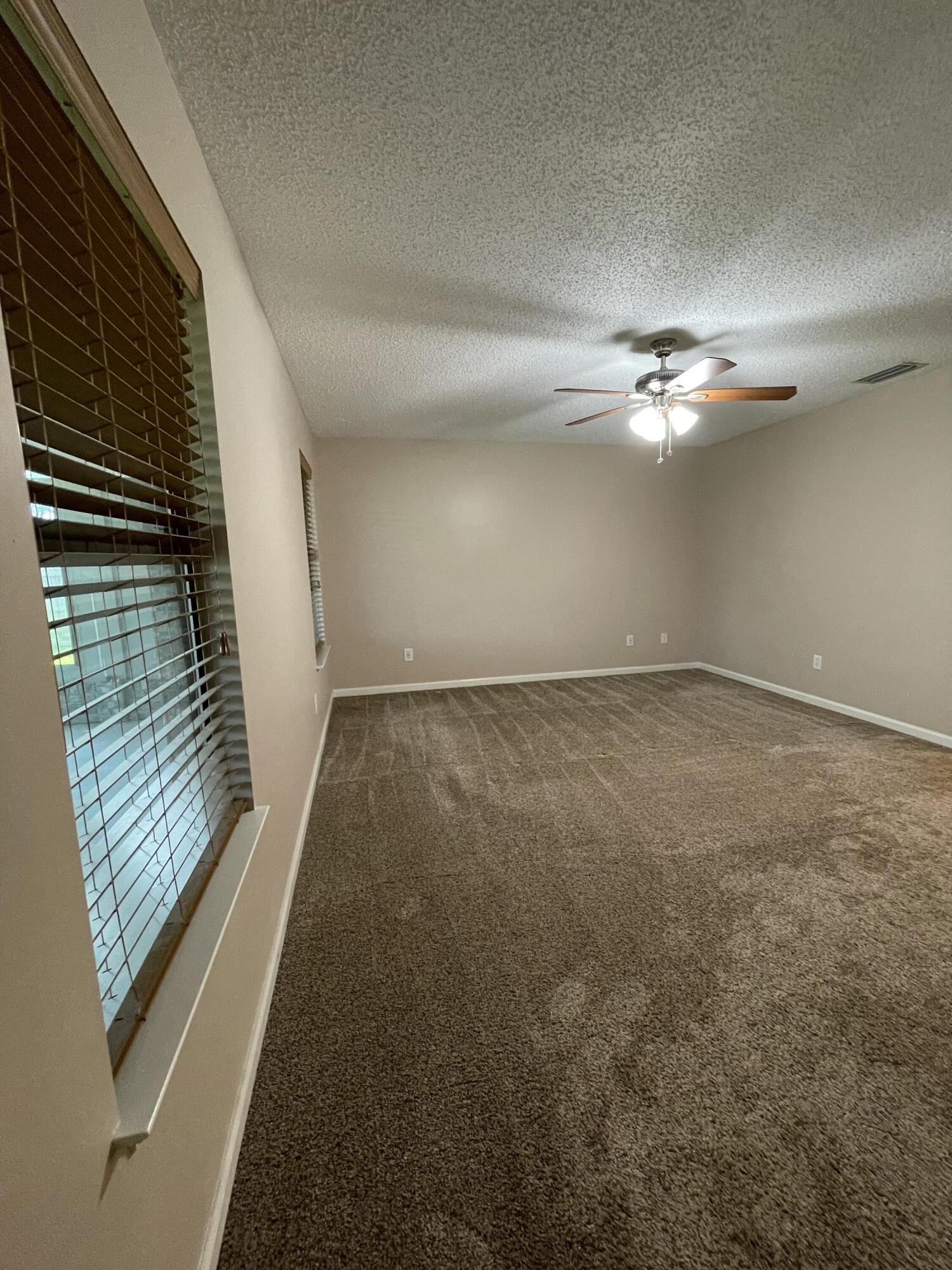 MOWAT HIGHLANDS PHASE I LOT 26 BLK F MAP 103A ORB 3760 P 1775 - Residential Lease