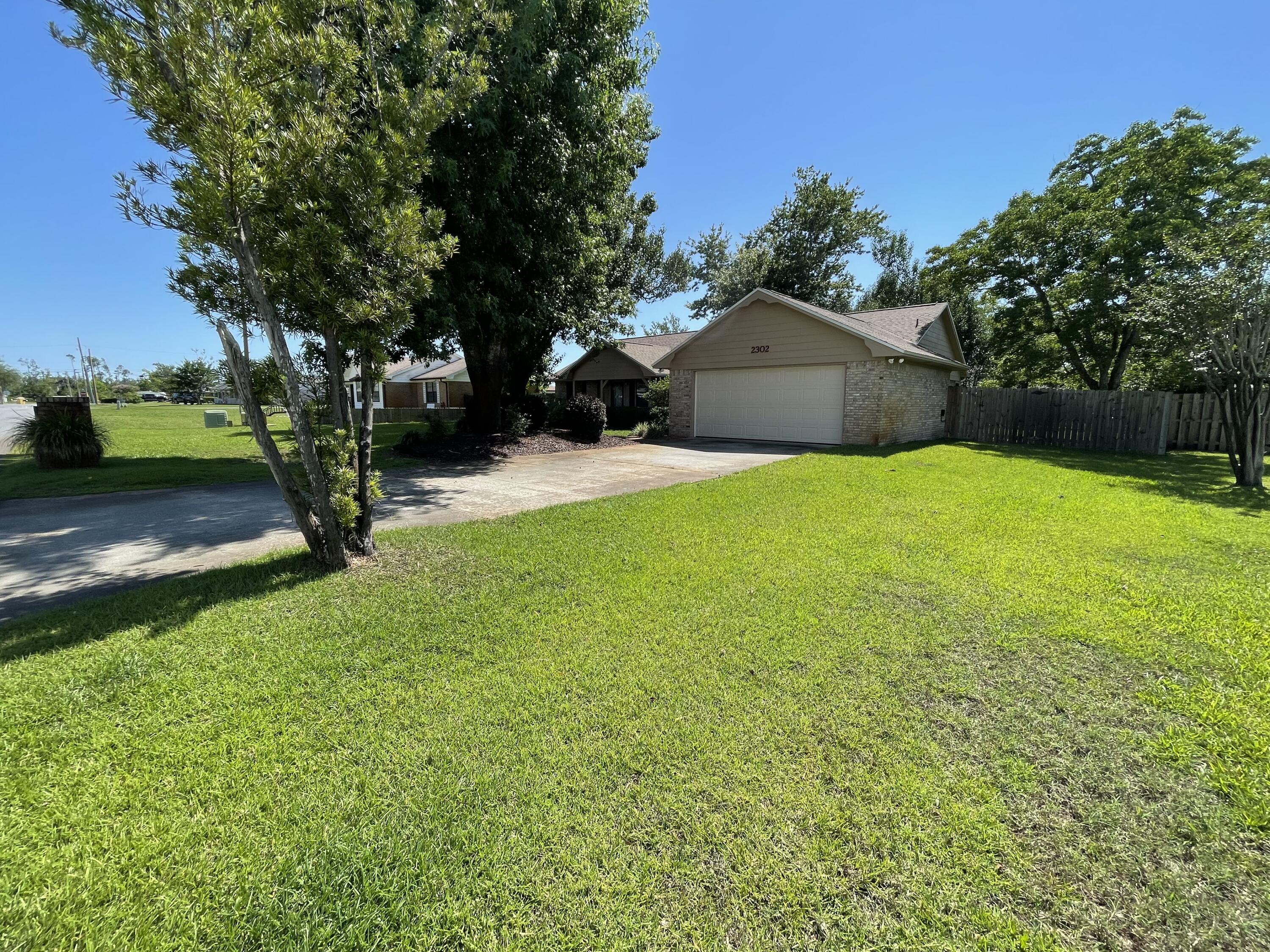 MOWAT HIGHLANDS PHASE I LOT 26 BLK F MAP 103A ORB 3760 P 1775 - Residential Lease