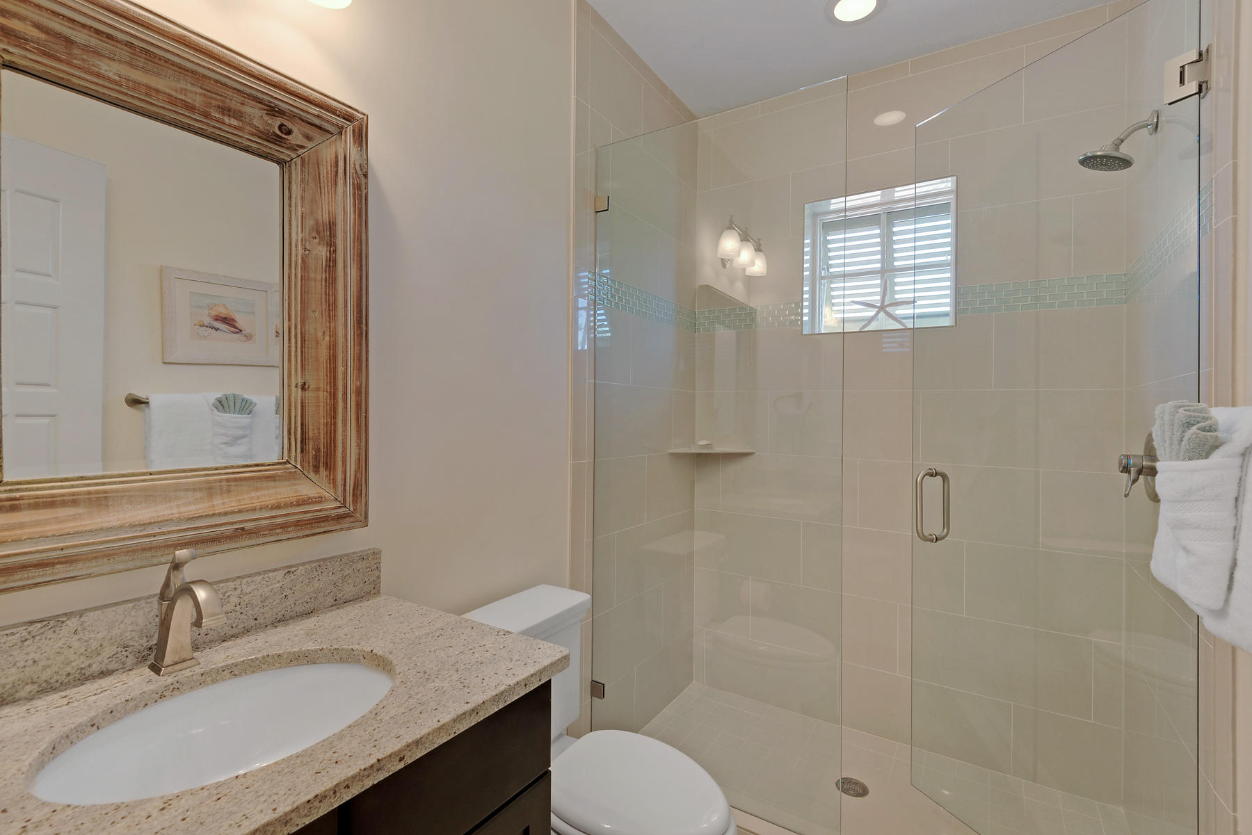 VILLA LAGO - Residential