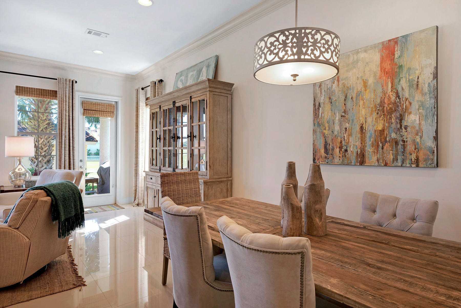 VILLA LAGO - Residential