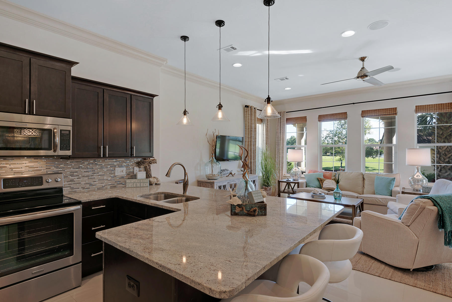 VILLA LAGO - Residential