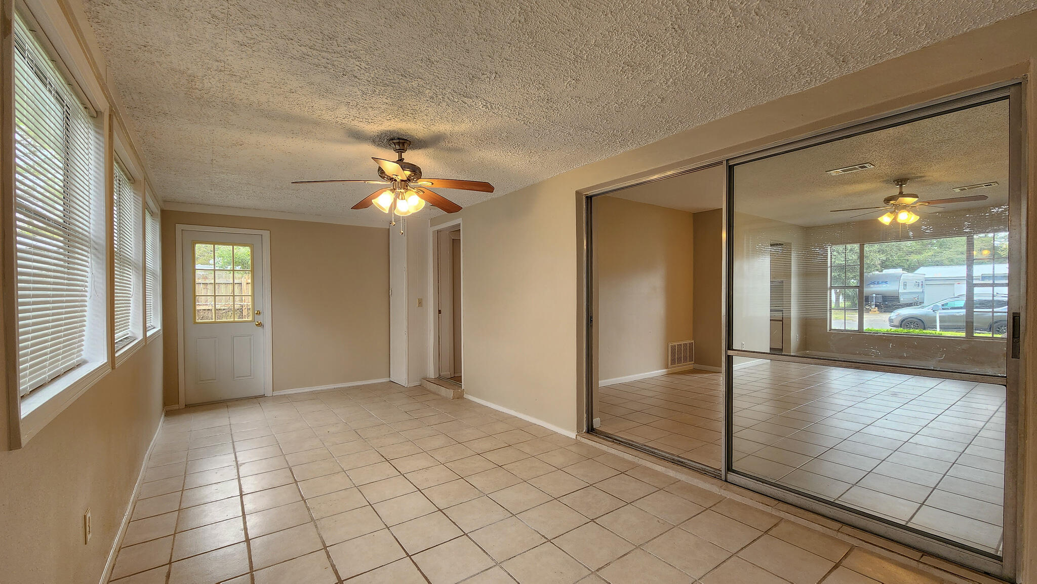 OAK TREE PARK - Residential