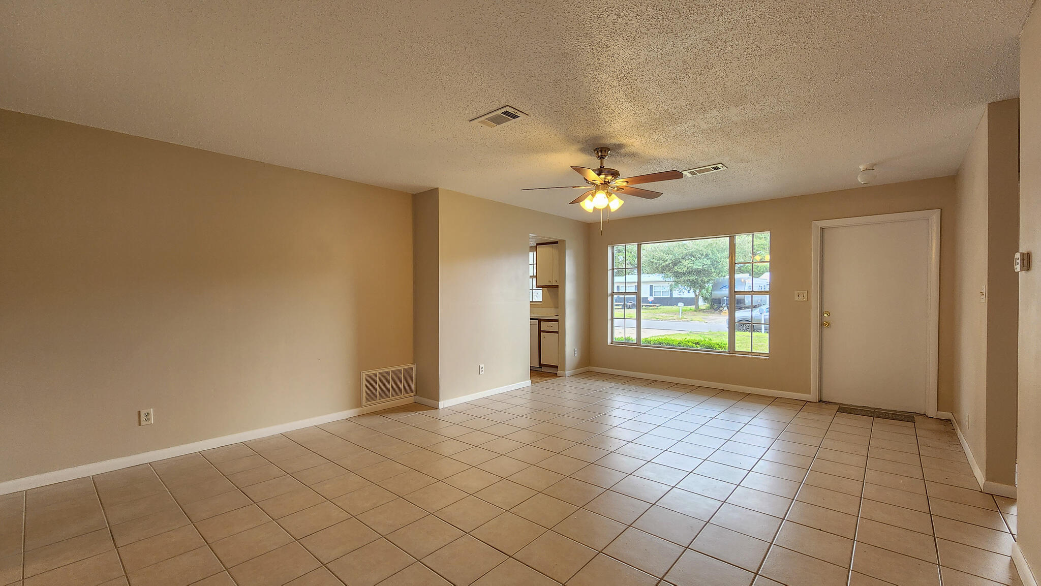 OAK TREE PARK - Residential